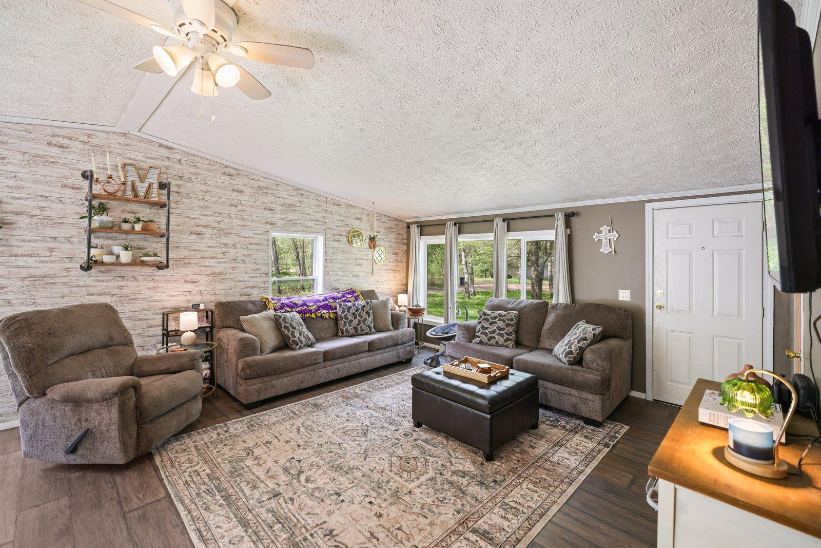 94886 Sunset Lane