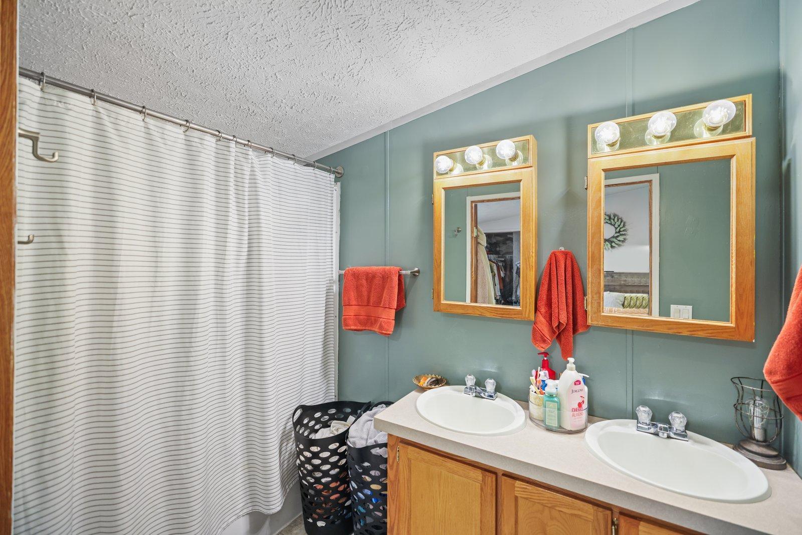 94886 Sunset Lane