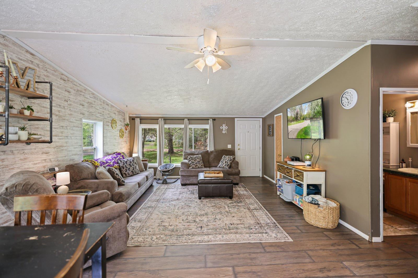 94886 Sunset Lane
