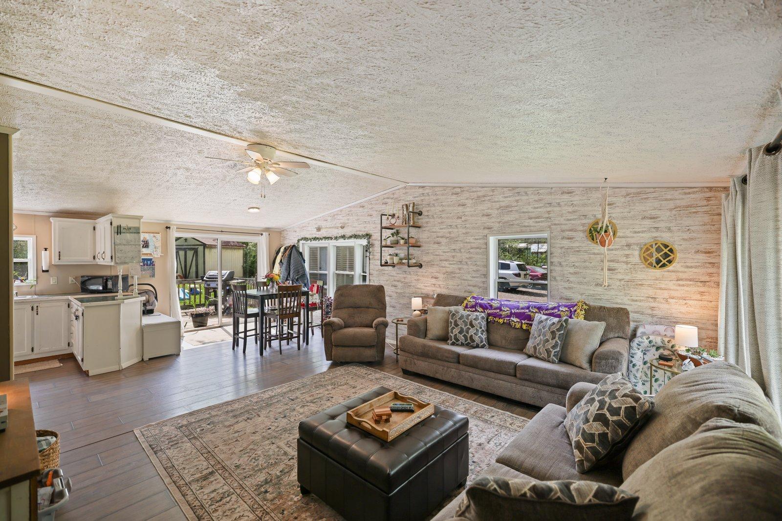 94886 Sunset Lane