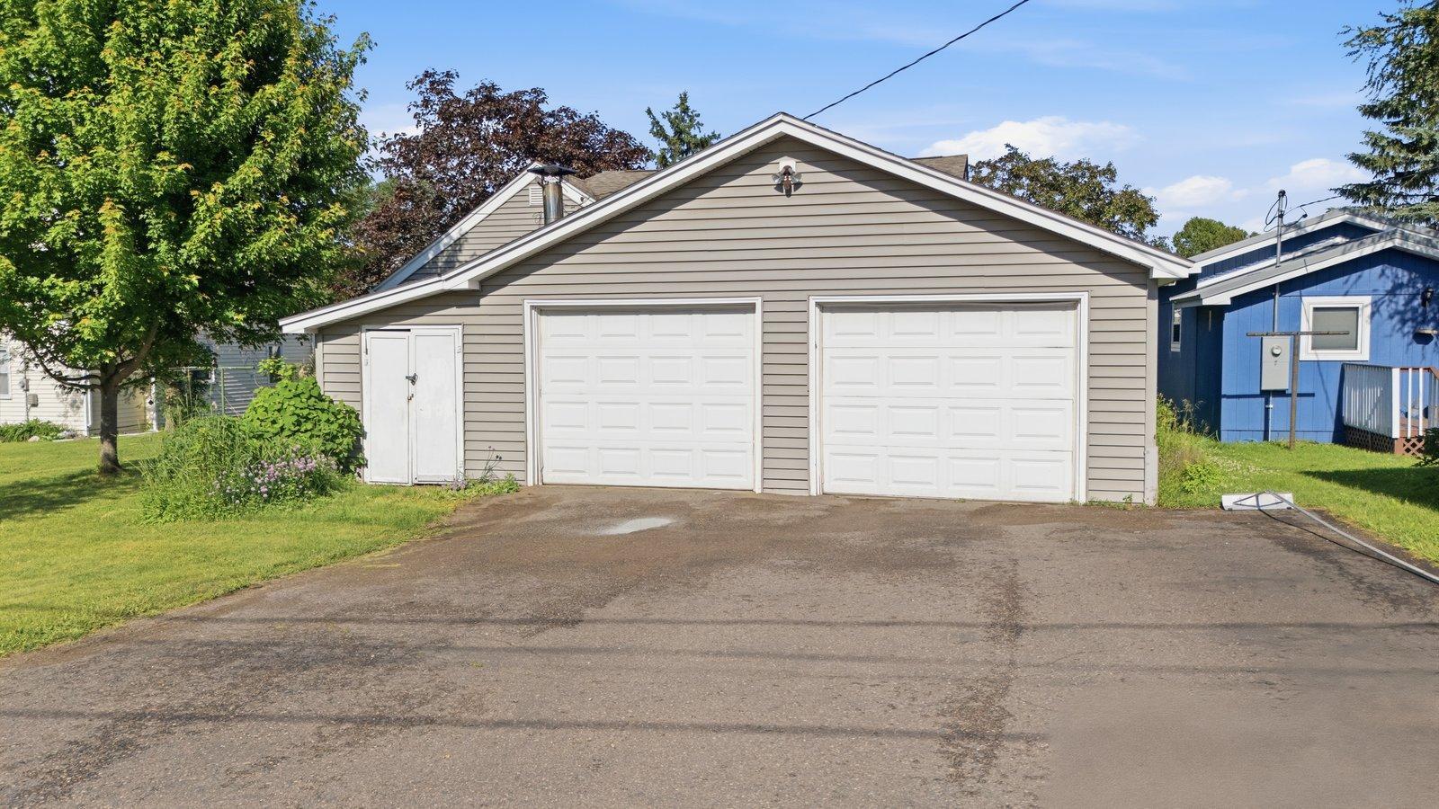 27 17th Street