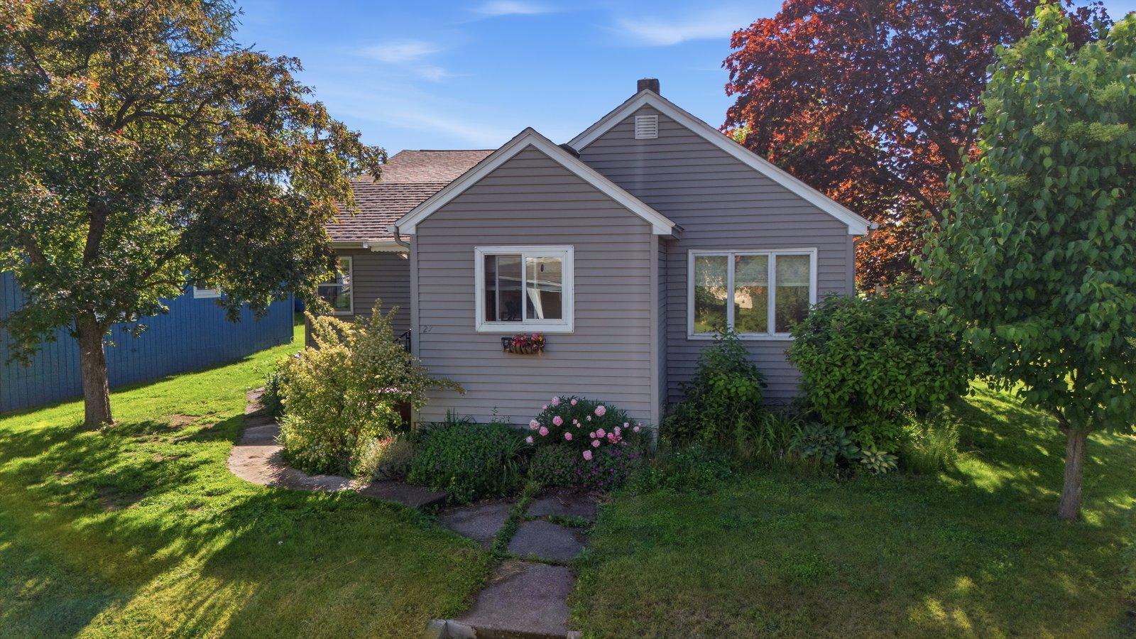 27 17th Street