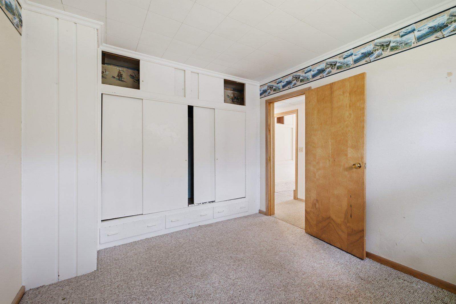27 17th Street