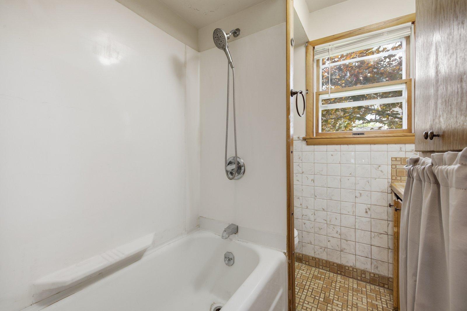 27 17th Street