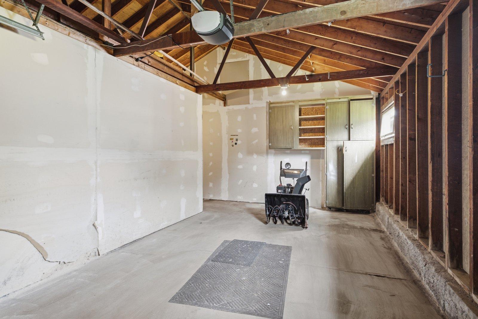 27 17th Street