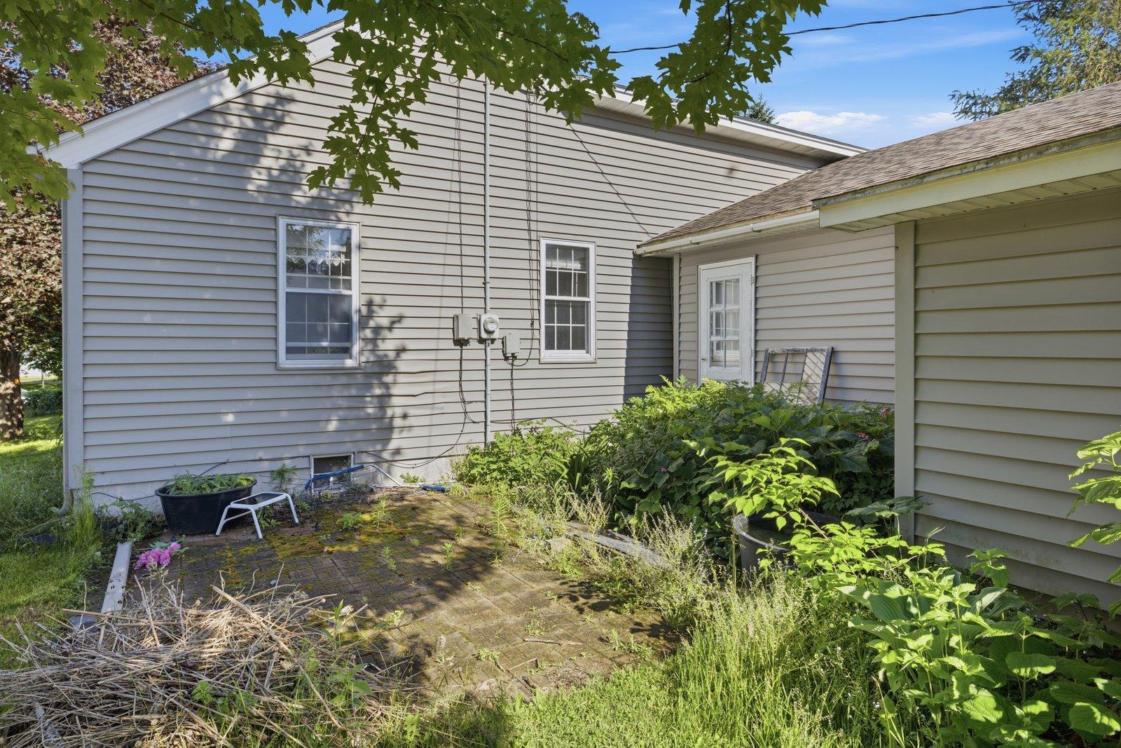 27 17th Street