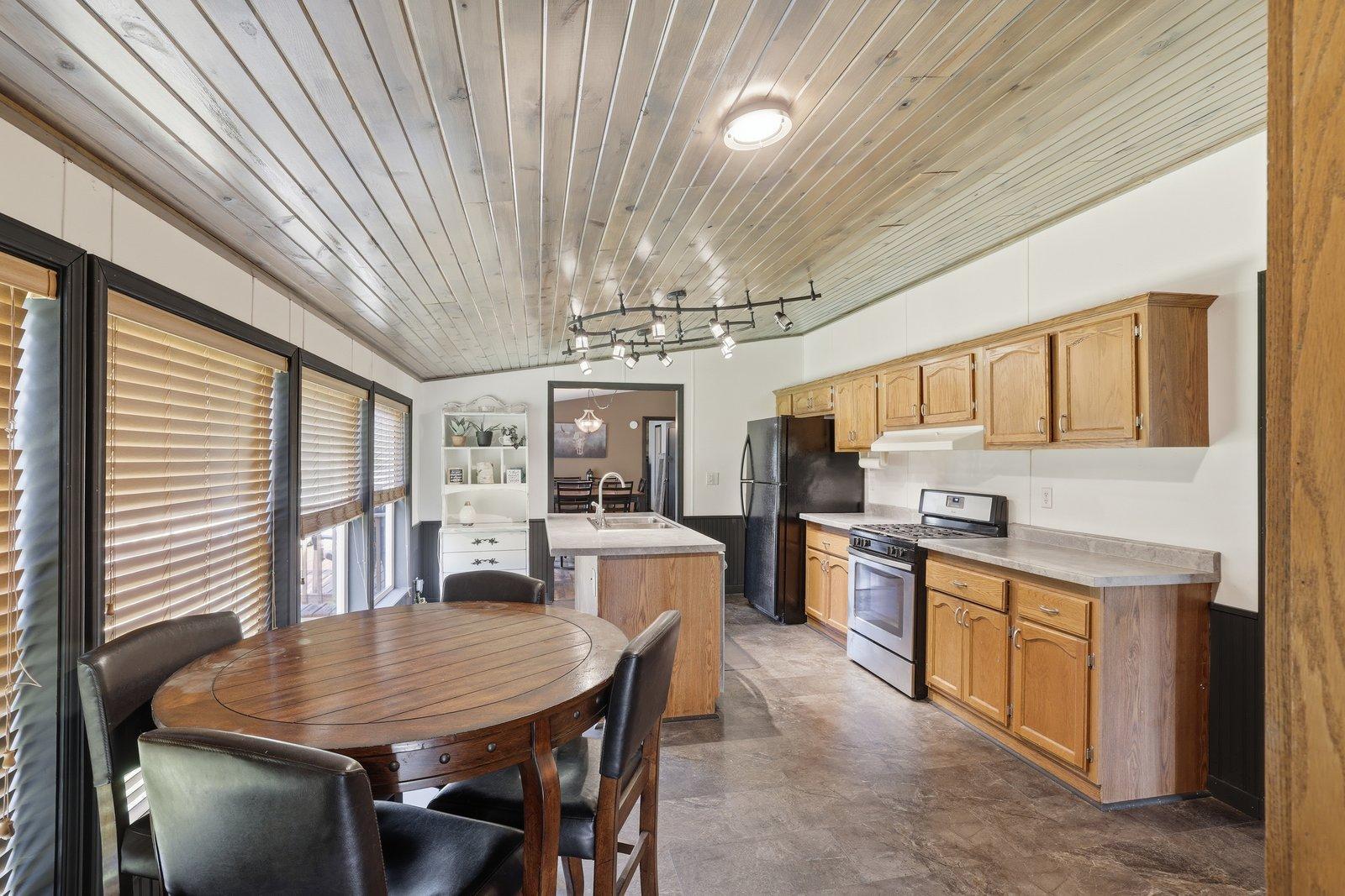 7172 Cain Road