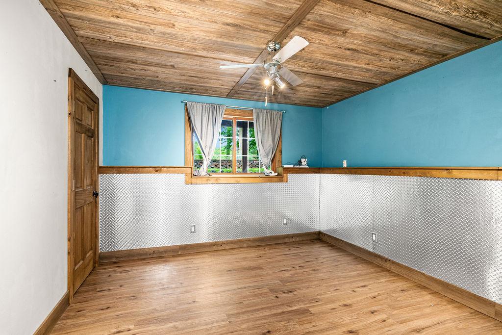 3639 Oak Lane