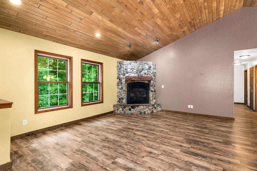 3639 Oak Lane