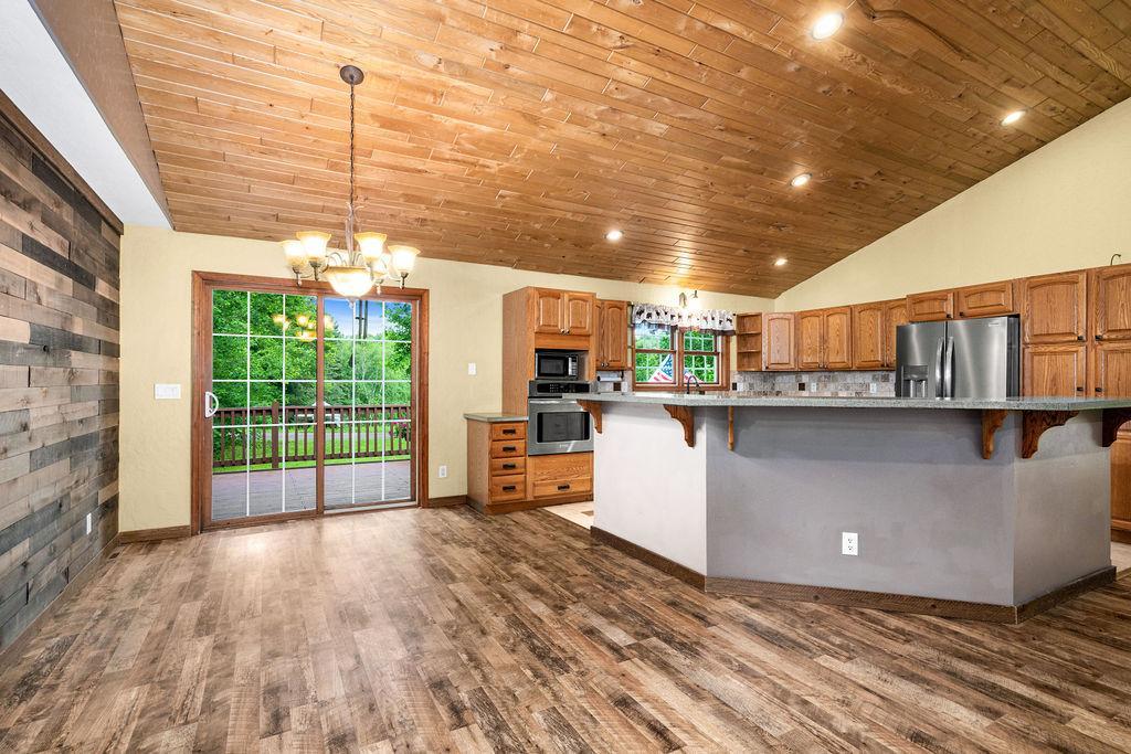 3639 Oak Lane