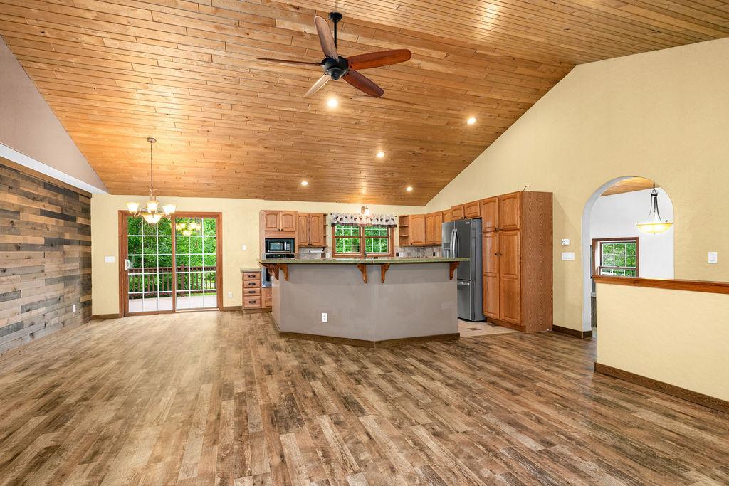 3639 Oak Lane