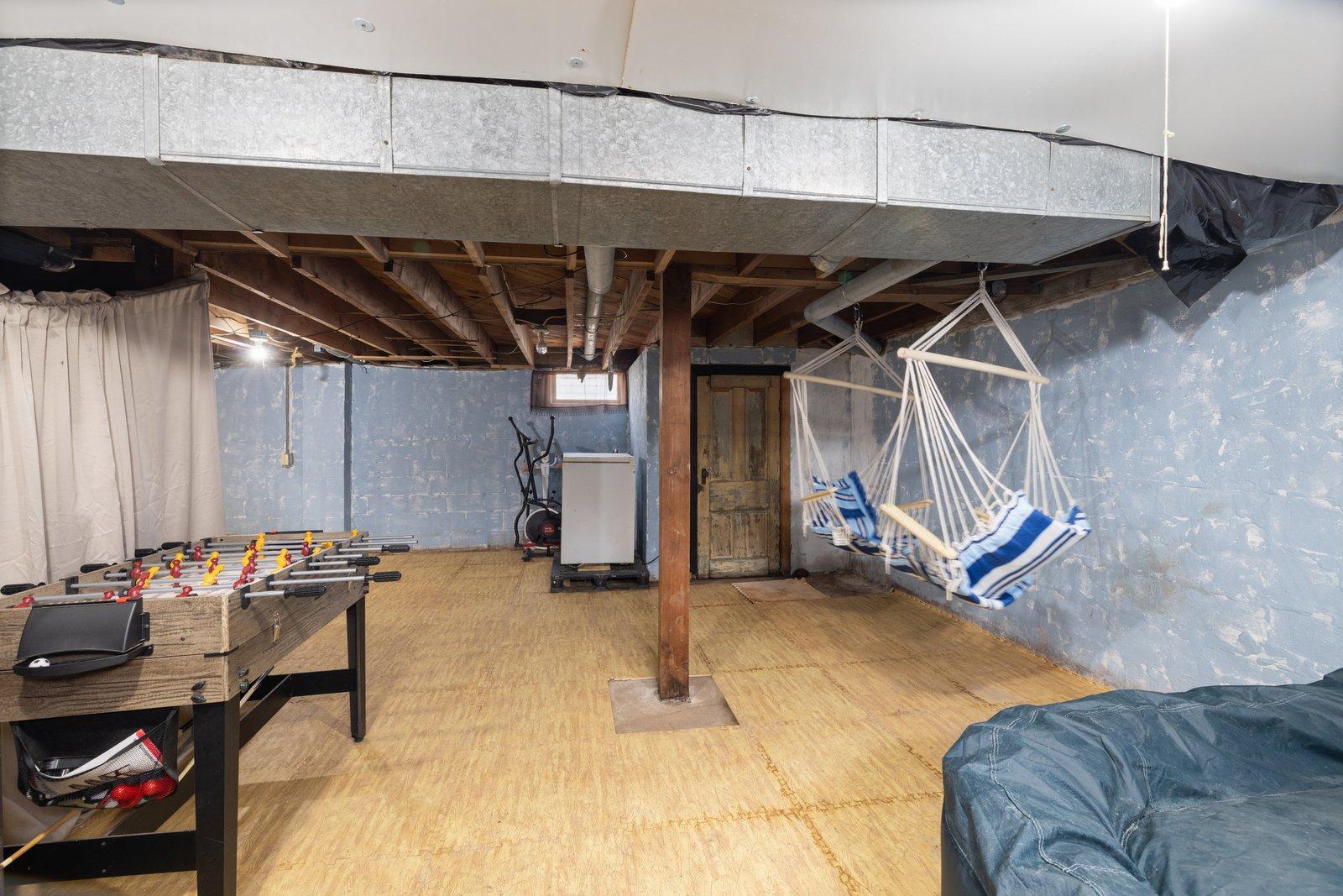 4616 West Road