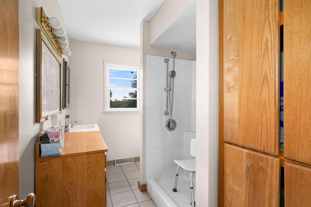 2592 Strandberg Road