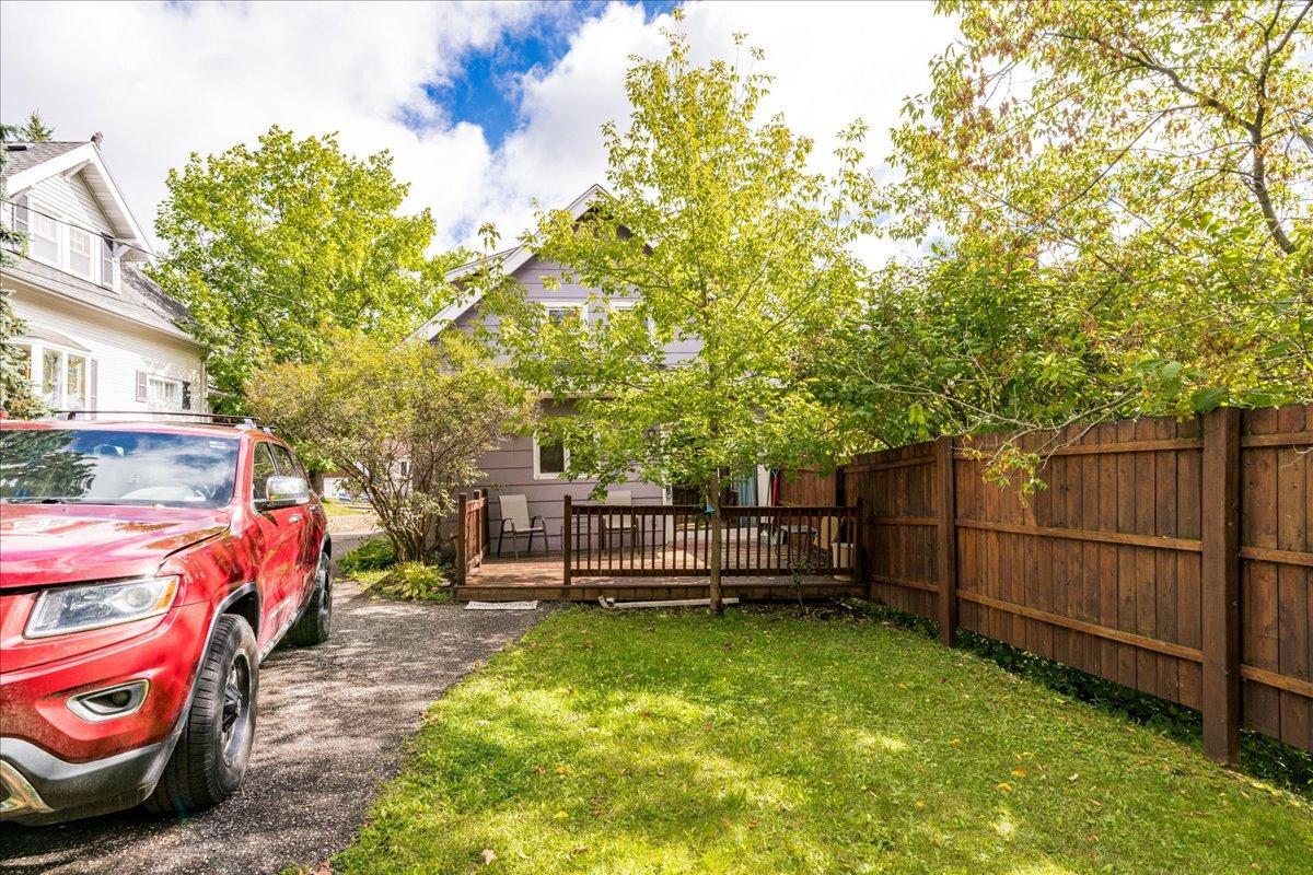 107 Parkland Avenue