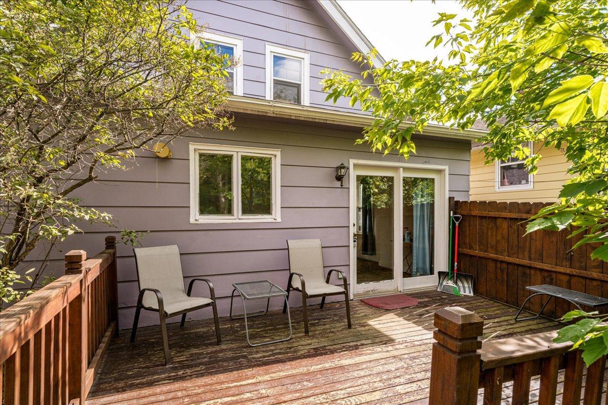 107 Parkland Avenue