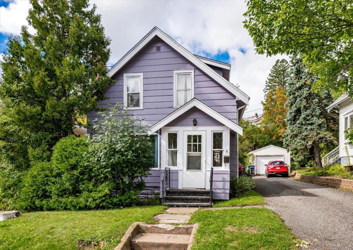 107 Parkland Avenue