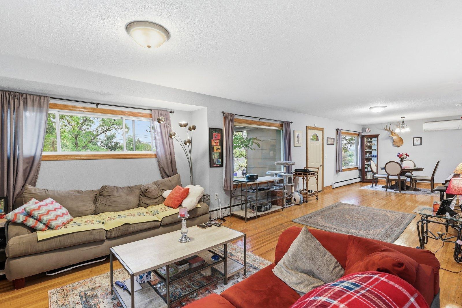 516 Grove Avenue