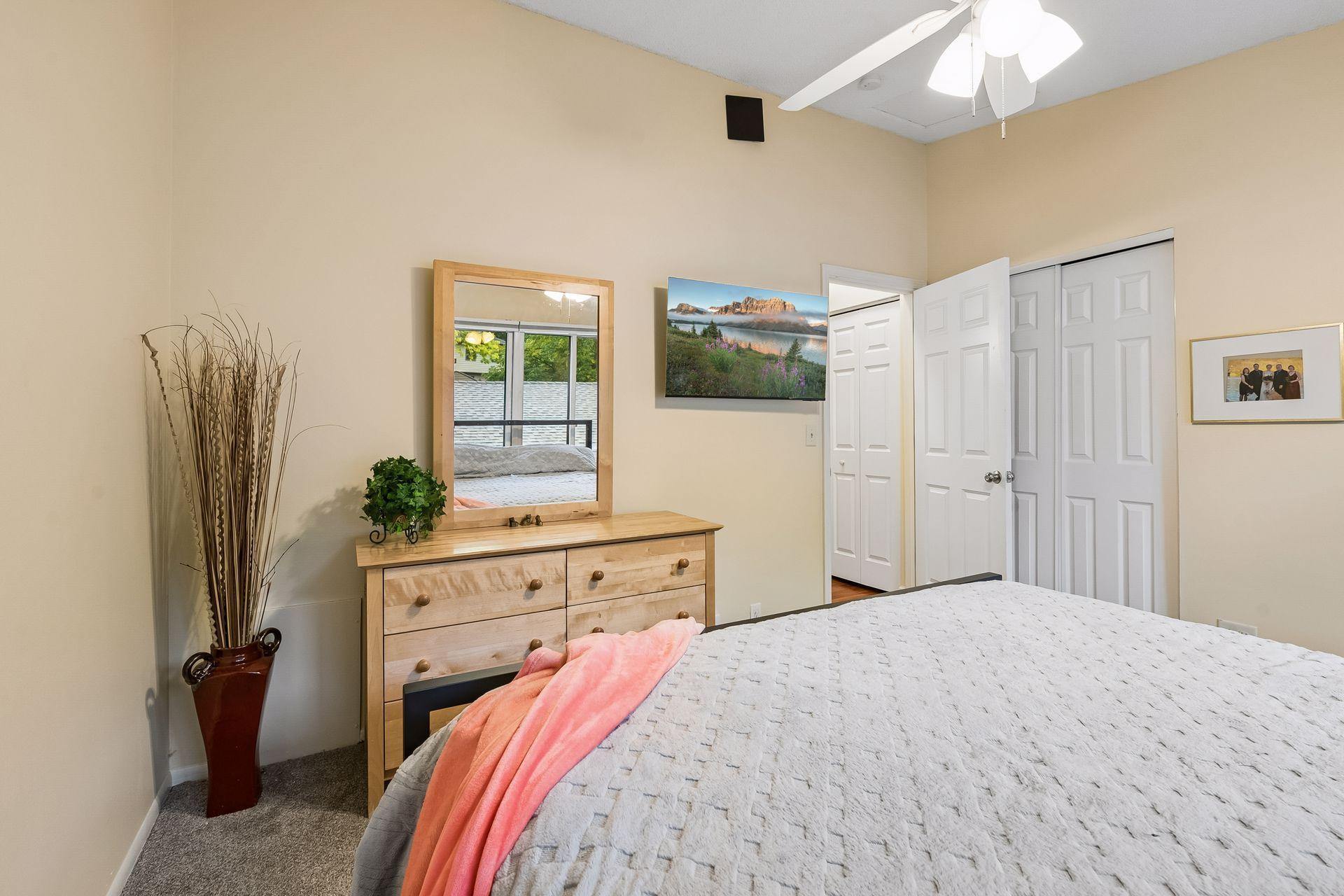 459 W Eagle Lake Drive