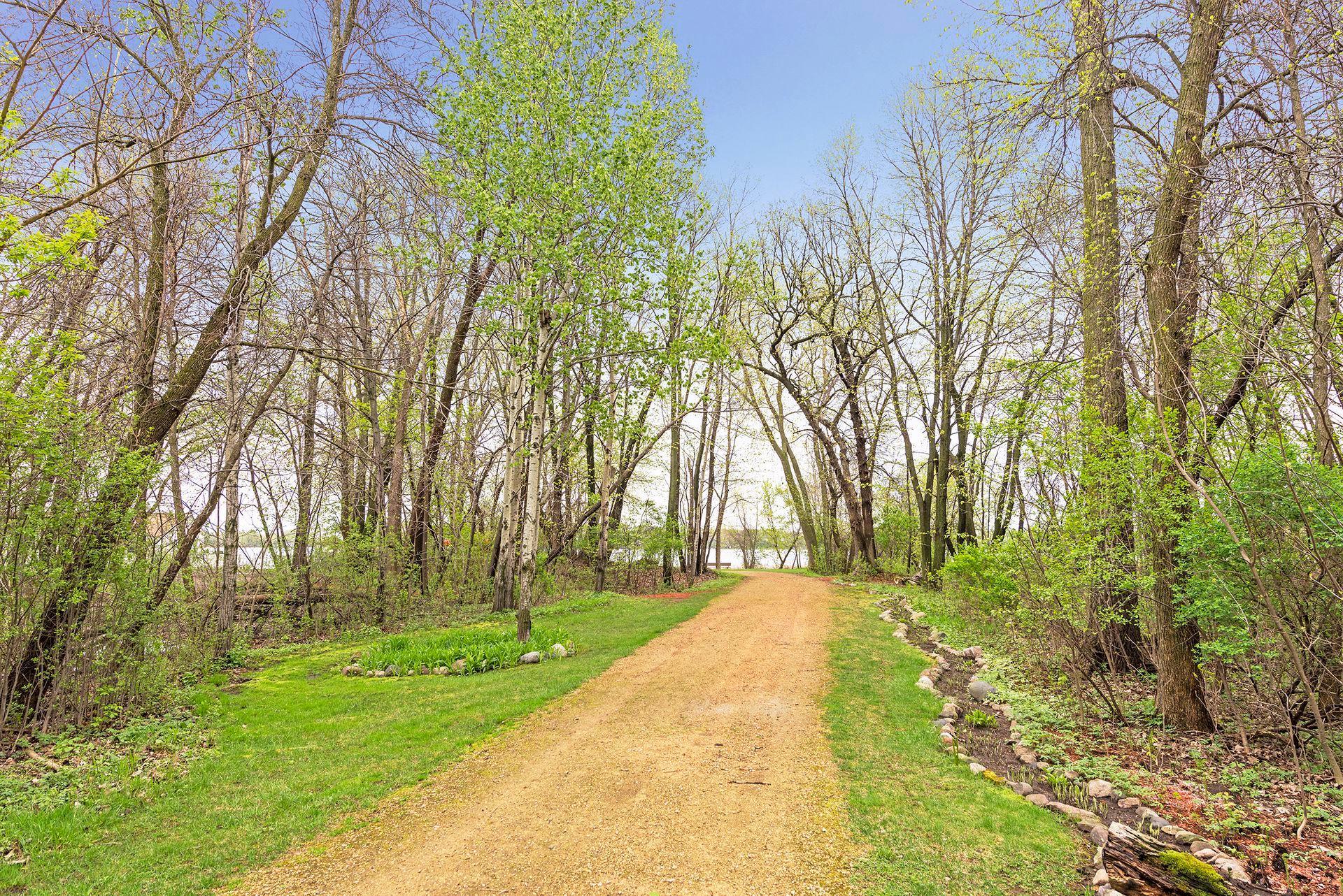 459 W Eagle Lake Drive