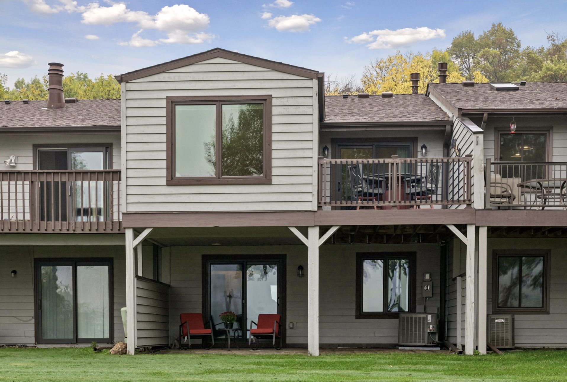 459 W Eagle Lake Drive