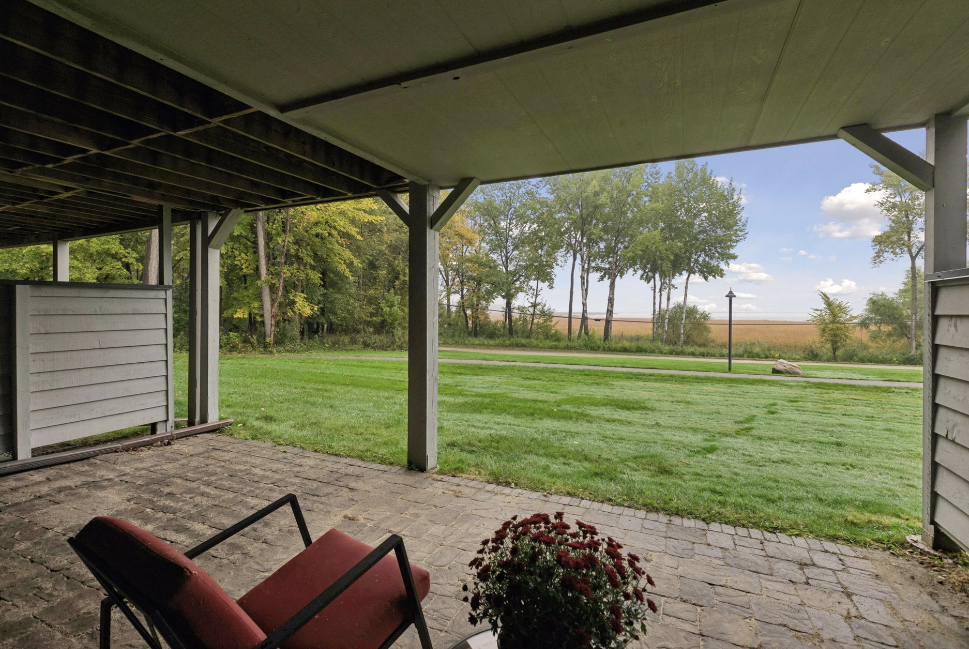 459 W Eagle Lake Drive