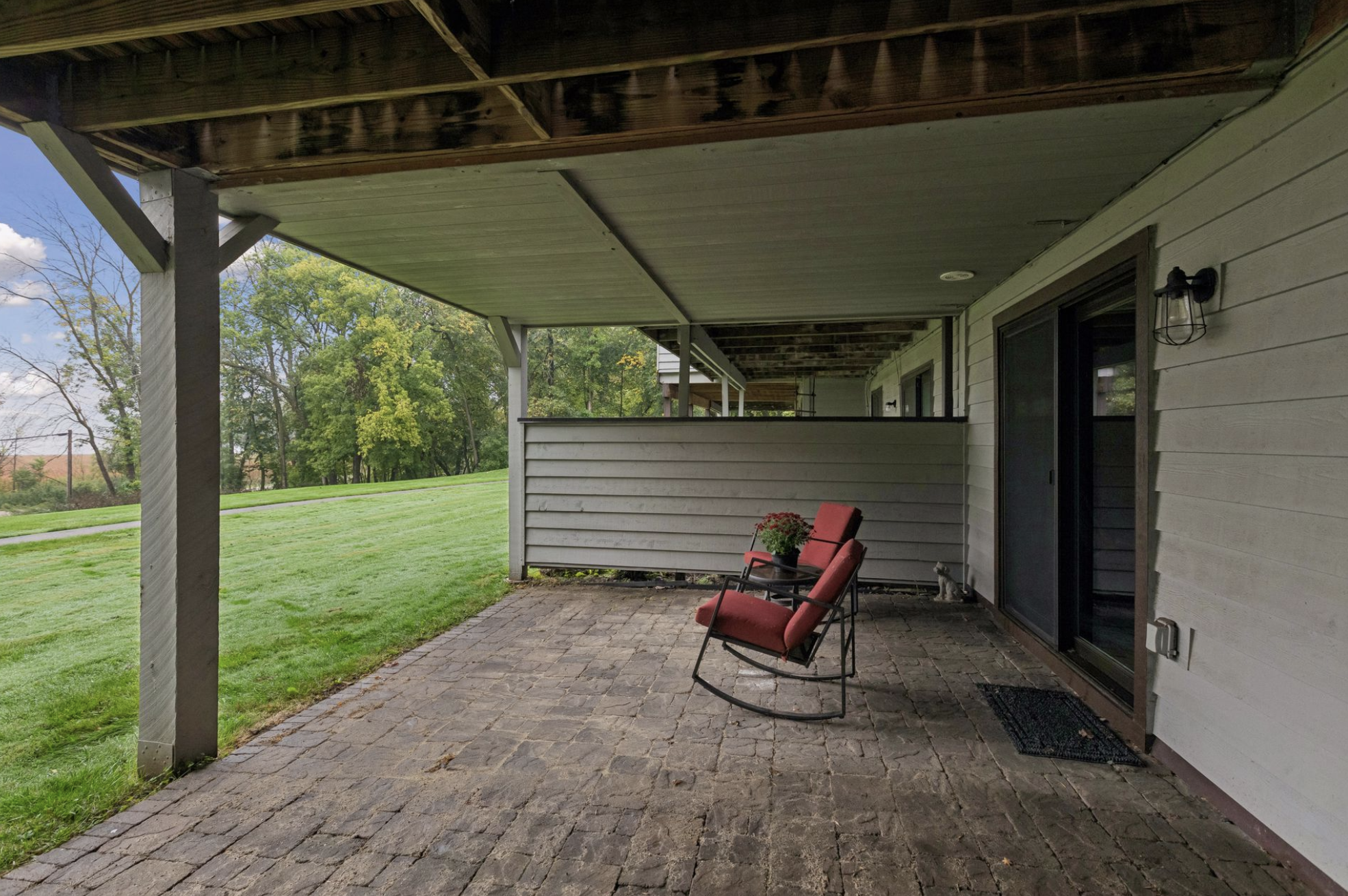 459 W Eagle Lake Drive