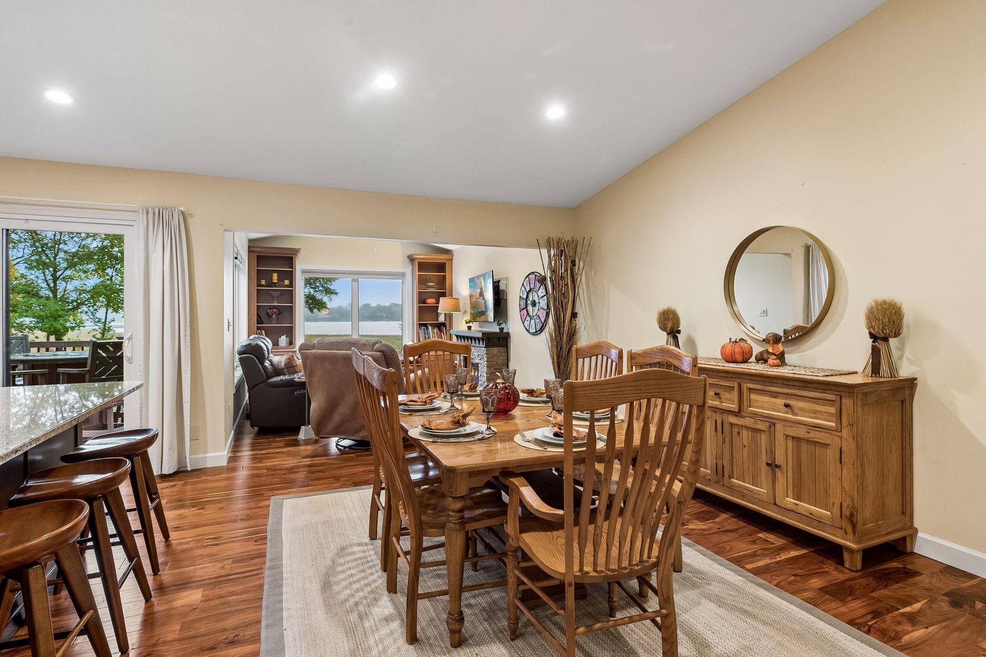 459 W Eagle Lake Drive