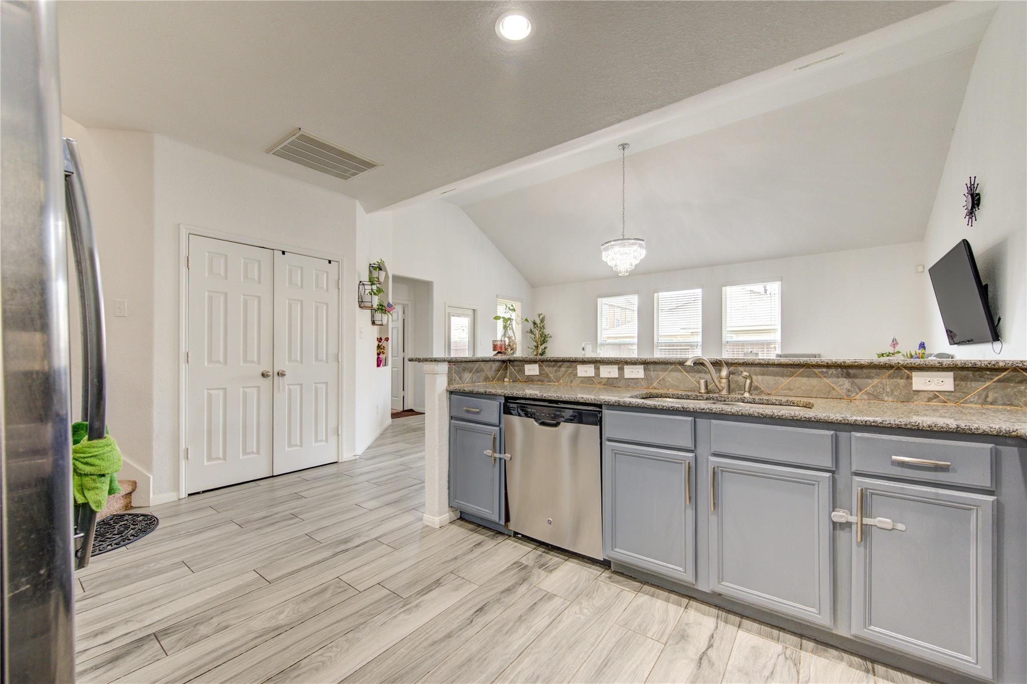 3326 Thicket Path Way