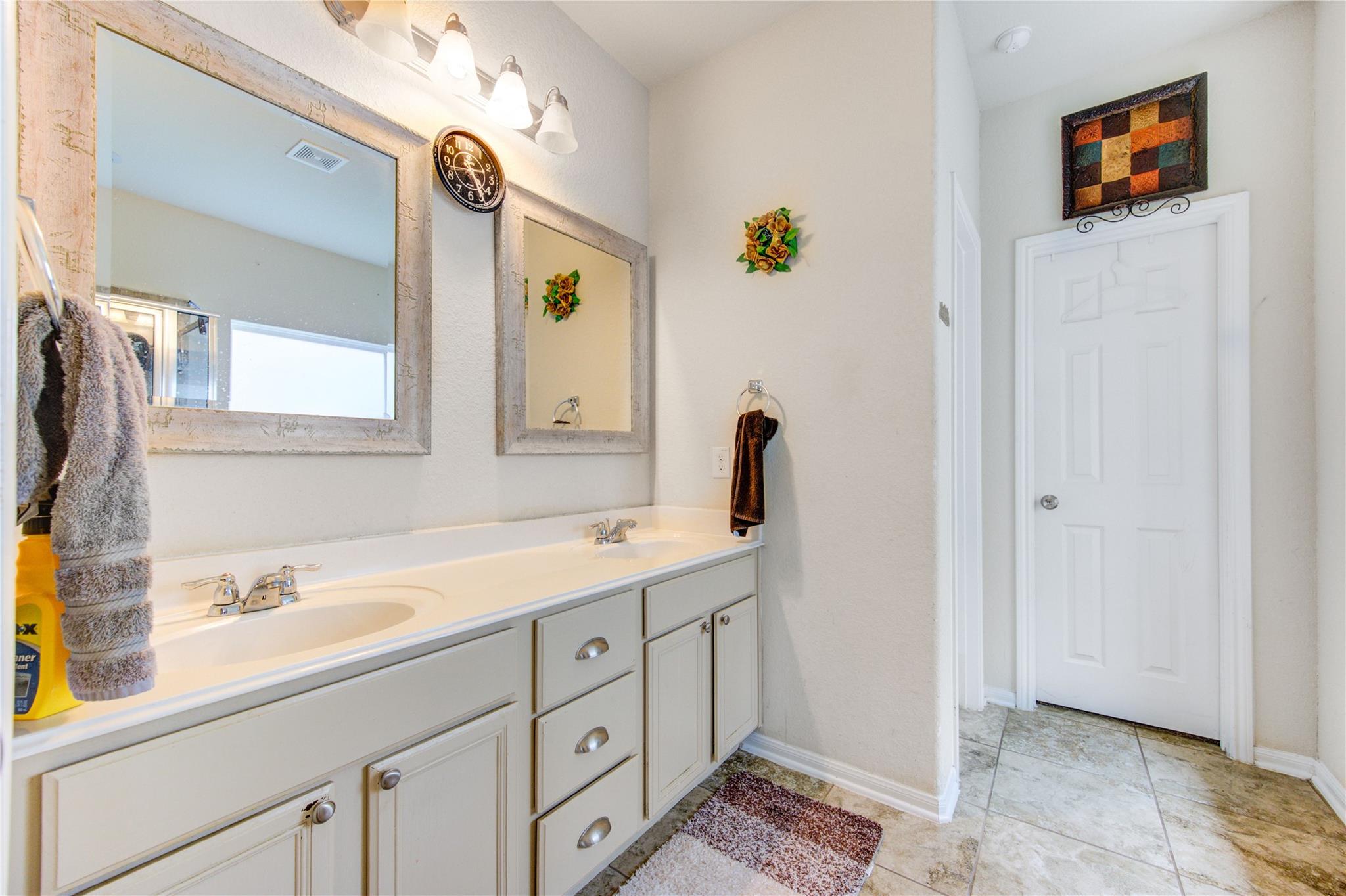 3326 Thicket Path Way