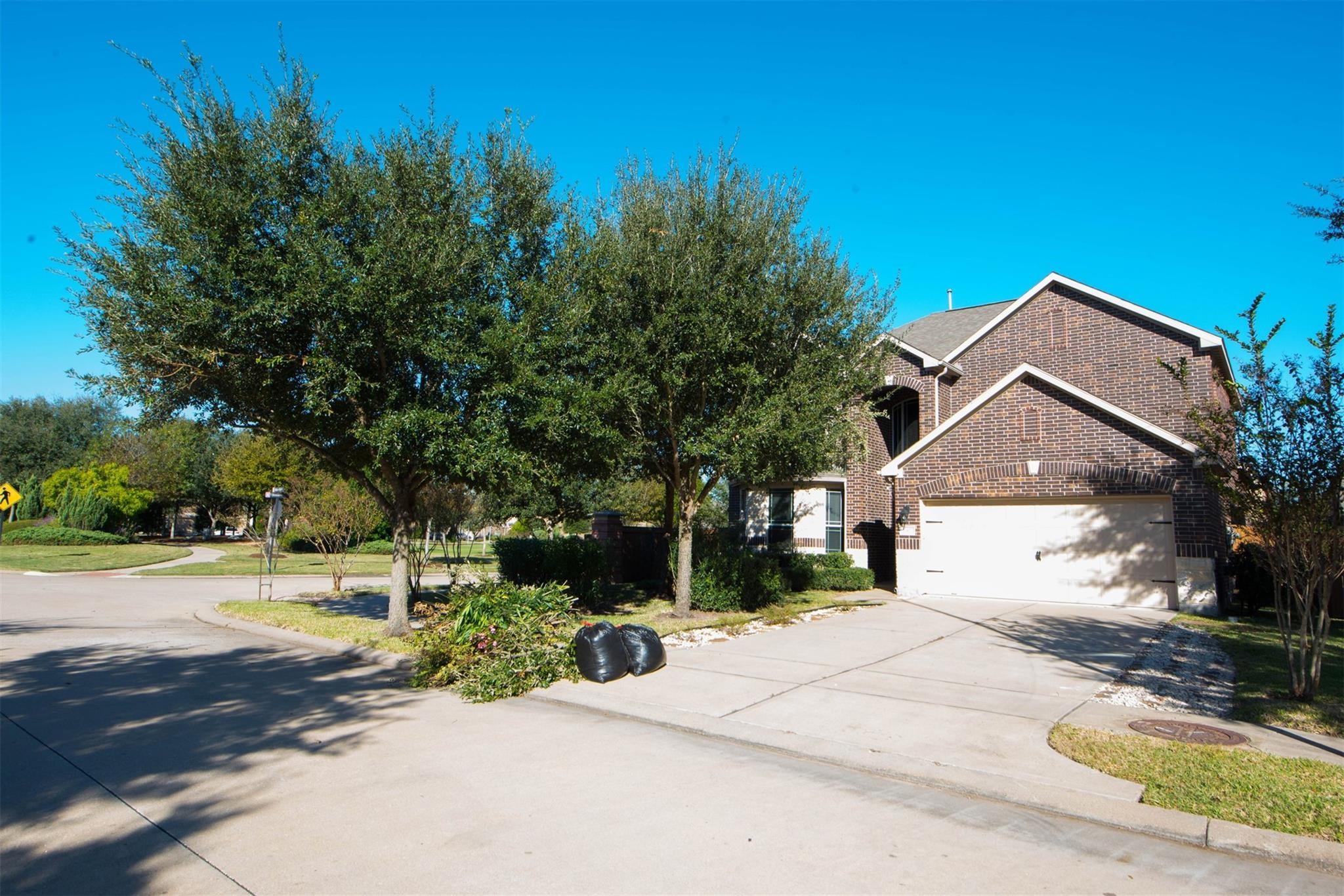 17422 Aldenwilds Lane