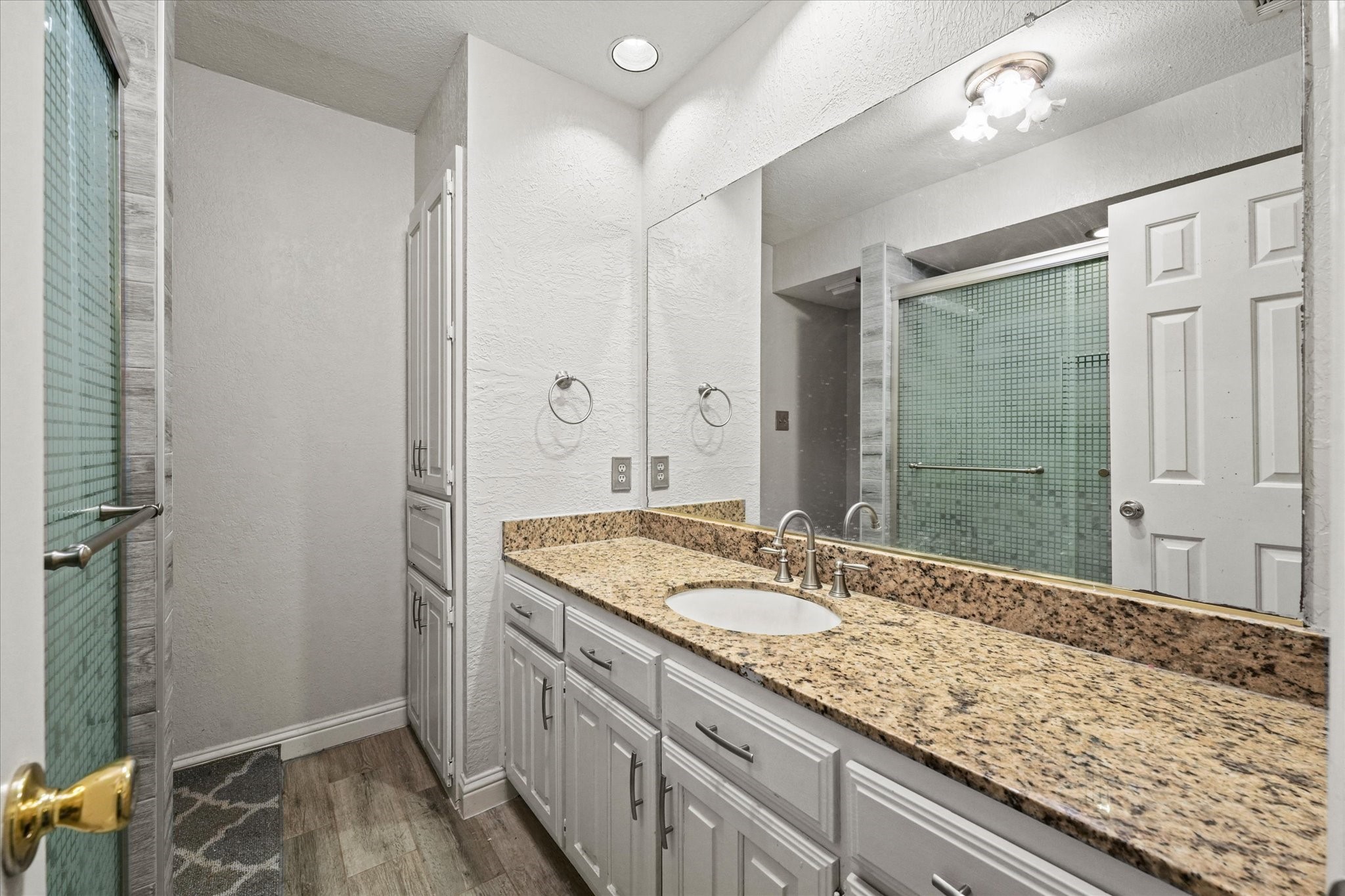 1404 Los Altos Lane