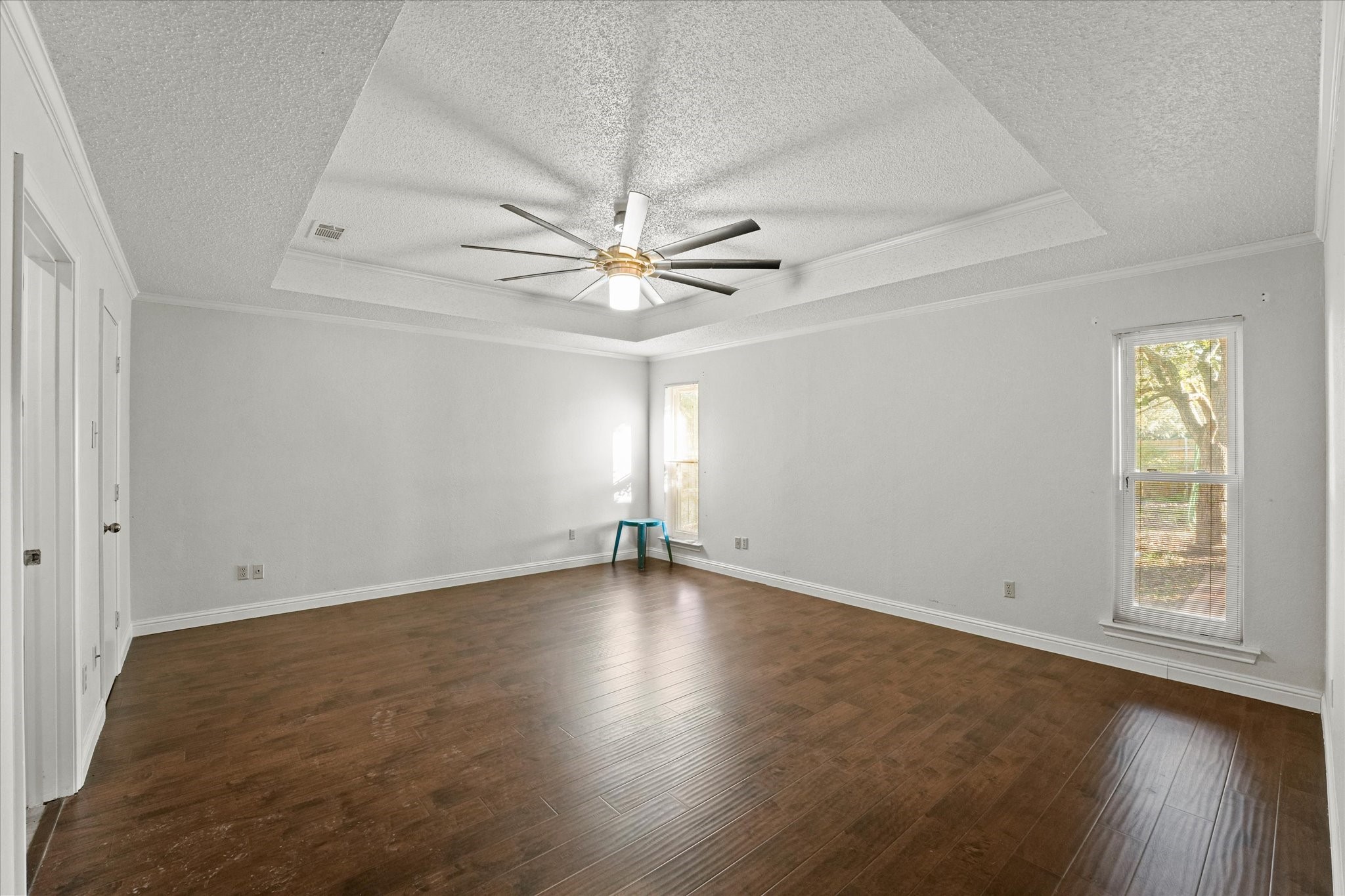 1404 Los Altos Lane