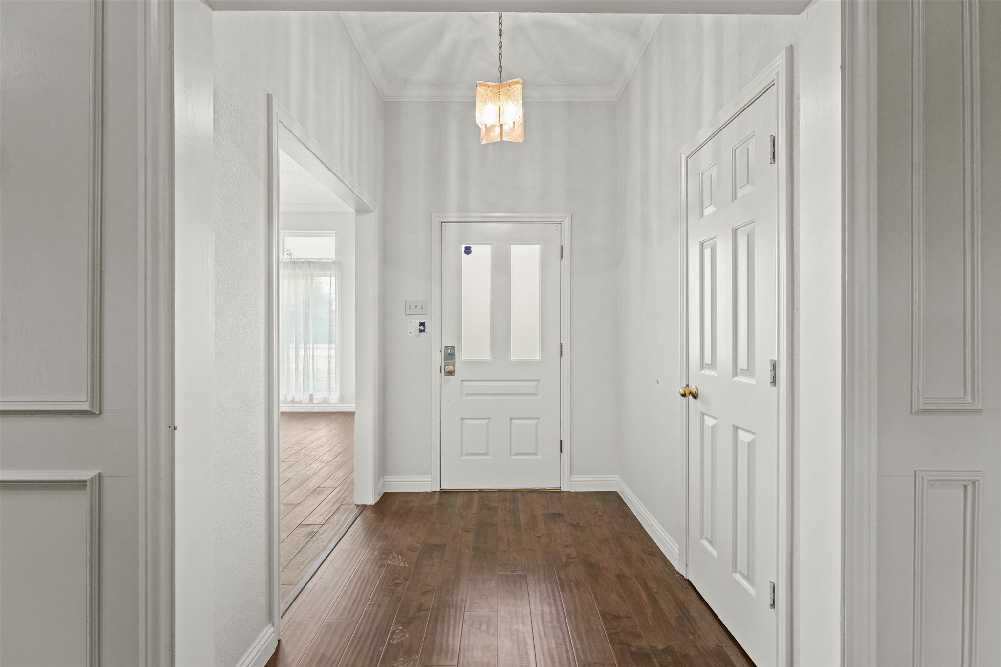 1404 Los Altos Lane