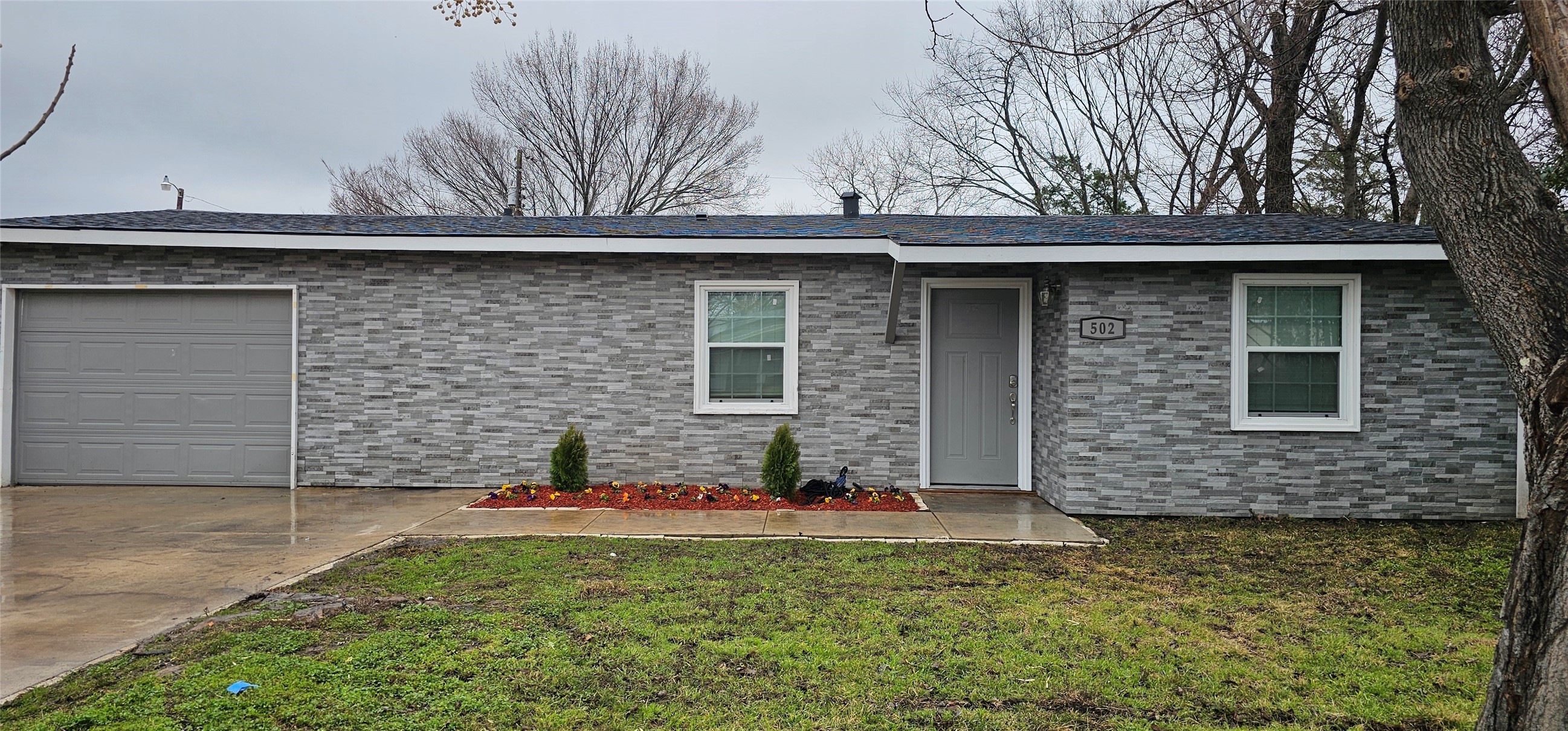502 Willowbrook Drive