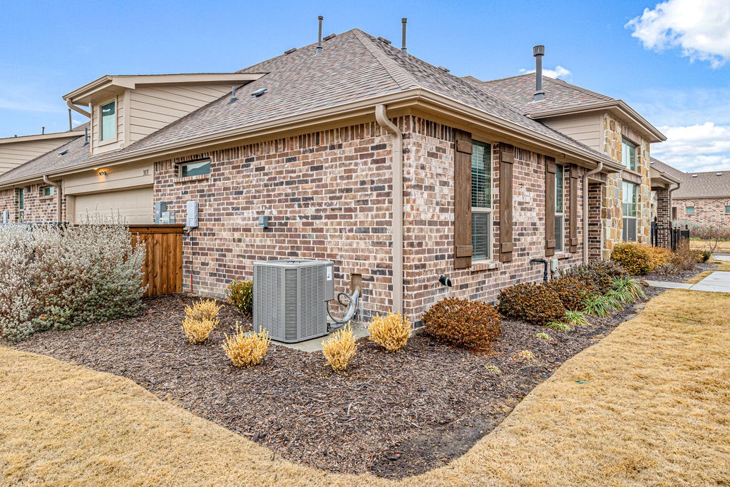 3831 Marigold Lane