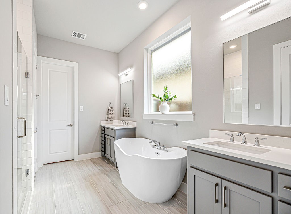 8532 Royal County Down Drive