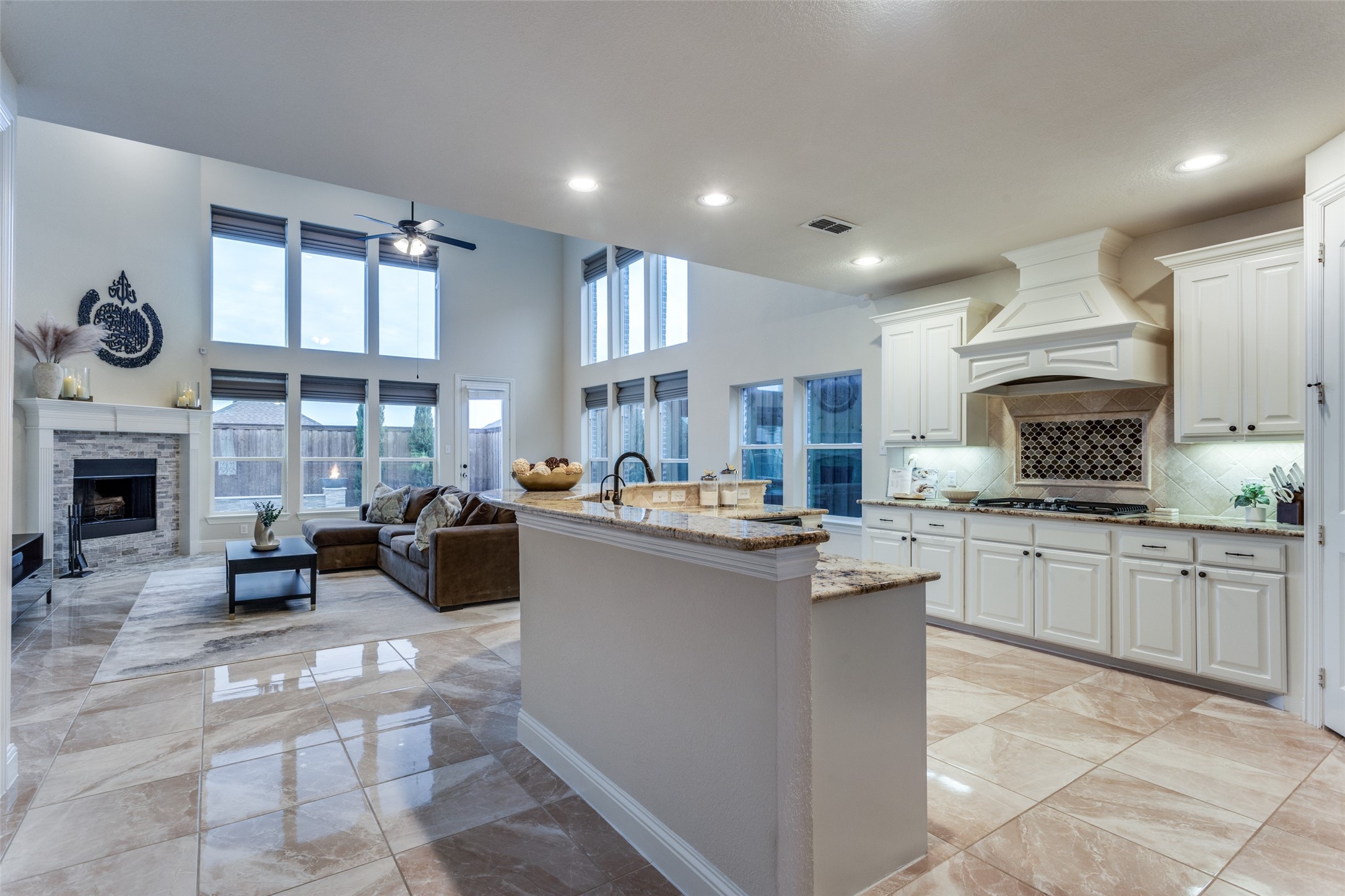3906 Lariat Drive