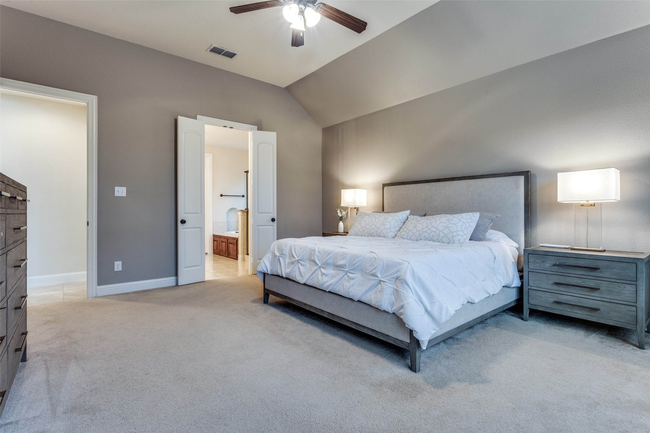 3906 Lariat Drive