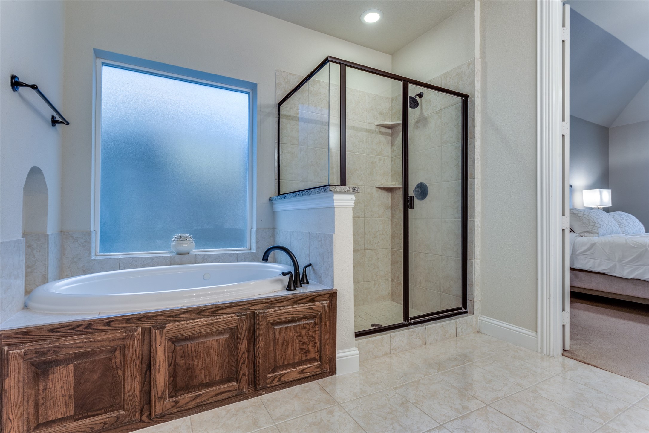 3906 Lariat Drive