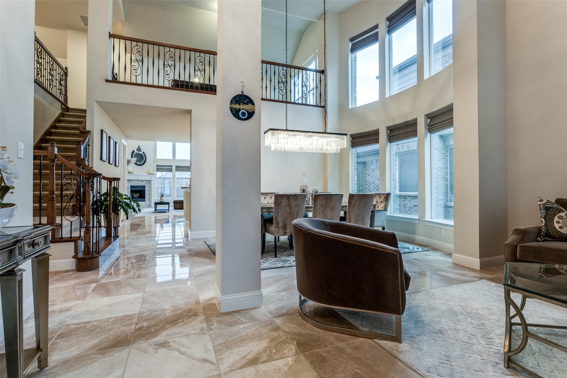 3906 Lariat Drive
