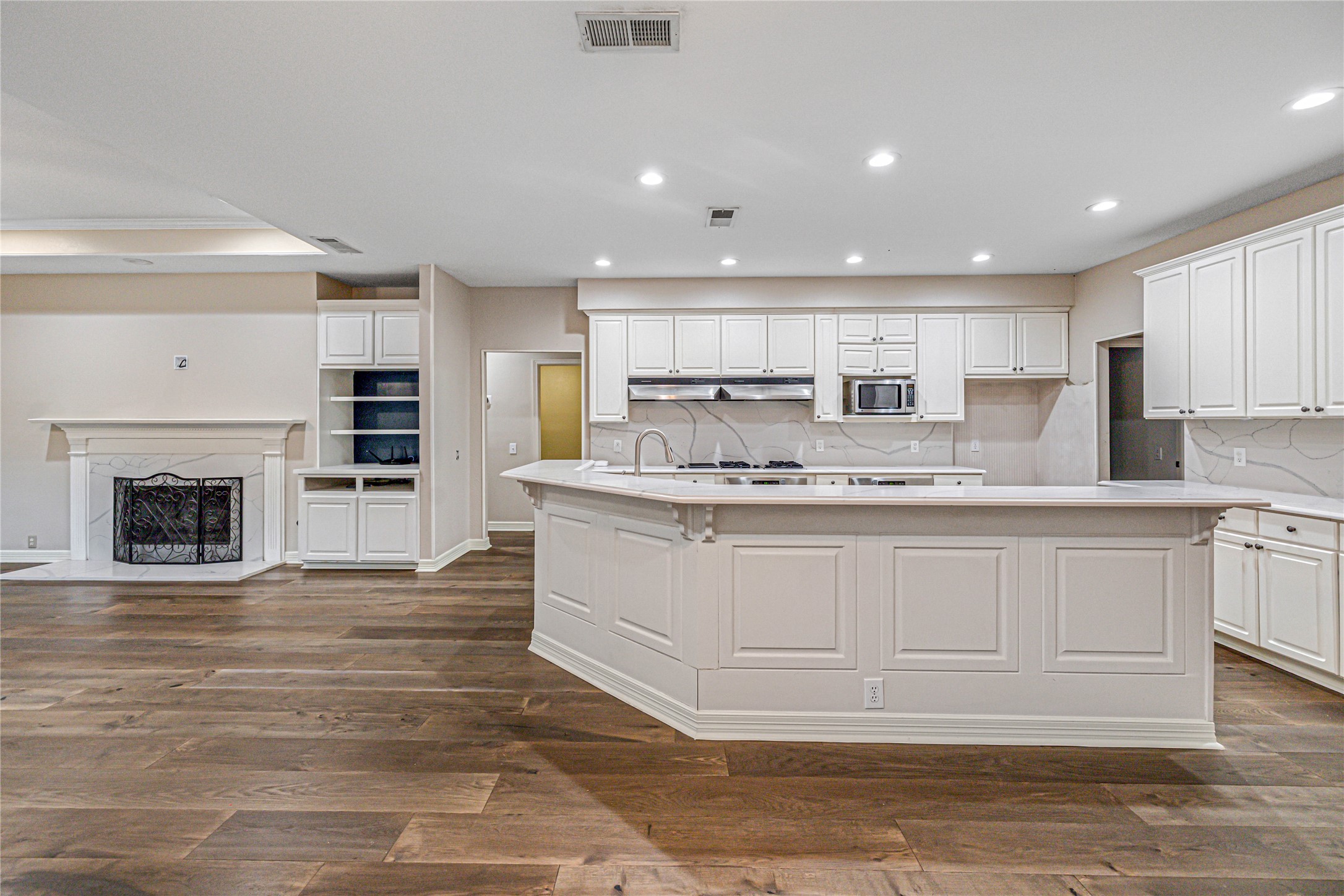 303 Canyon Lake Drive