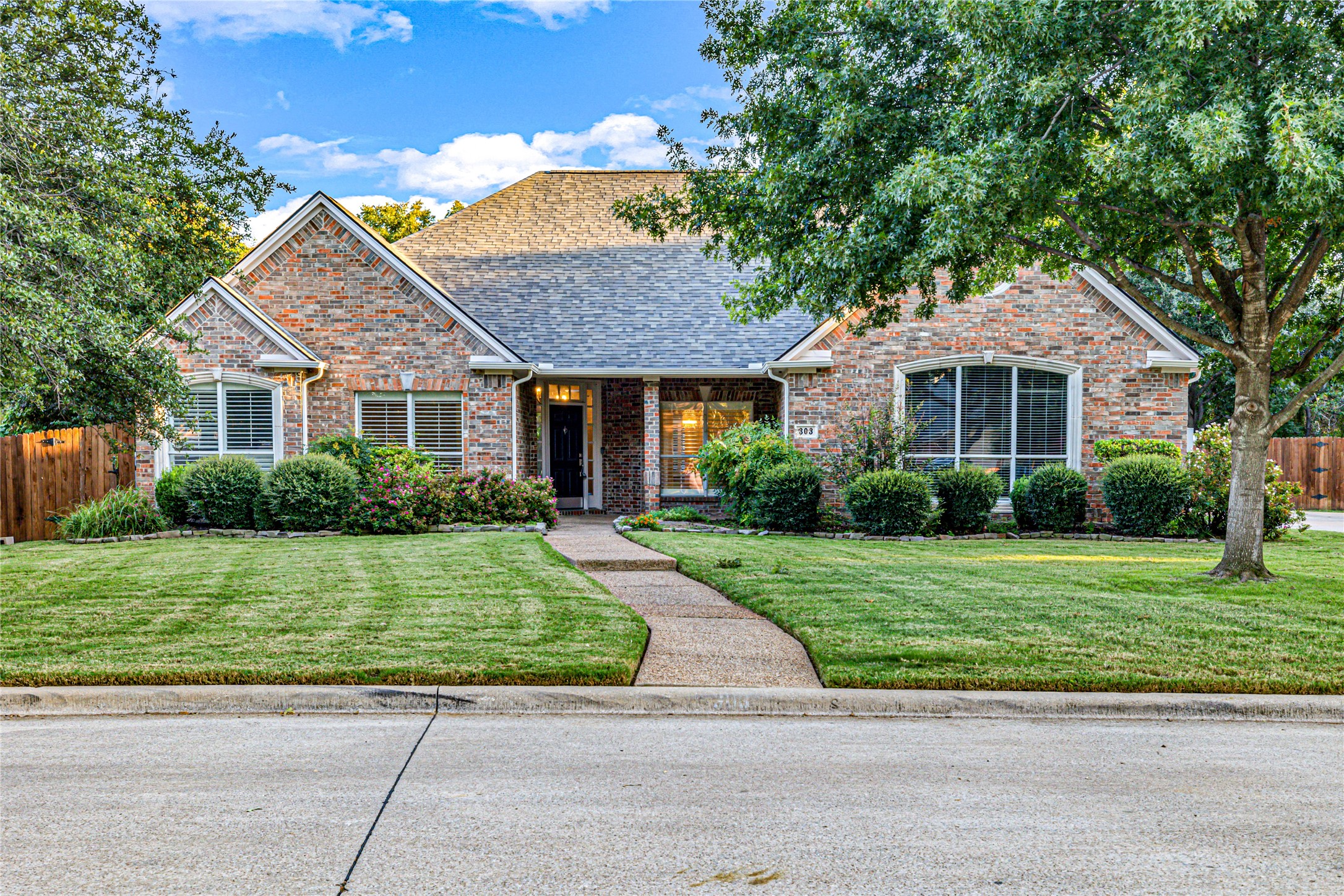 303 Canyon Lake Drive