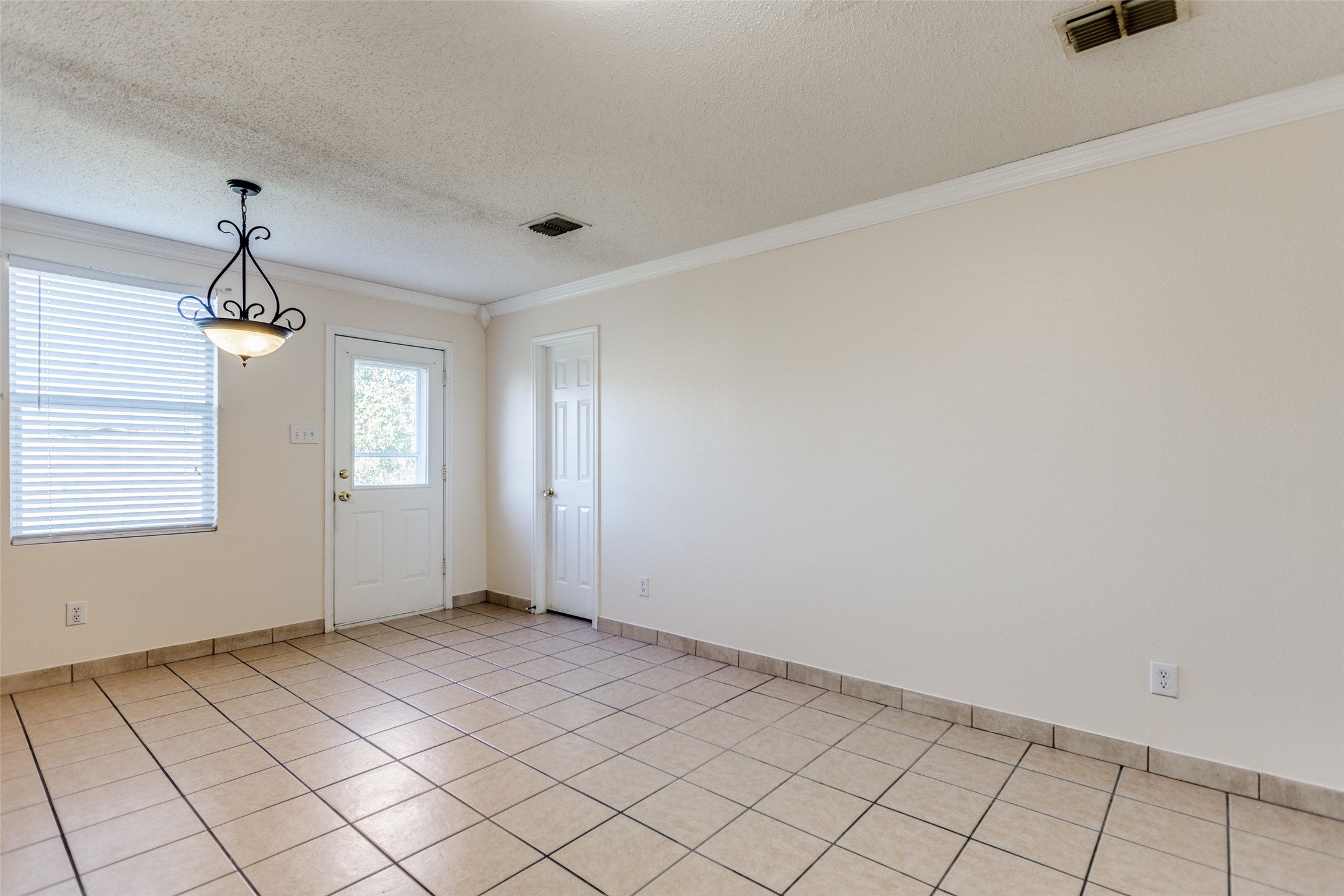 2609 Annalea Lane
