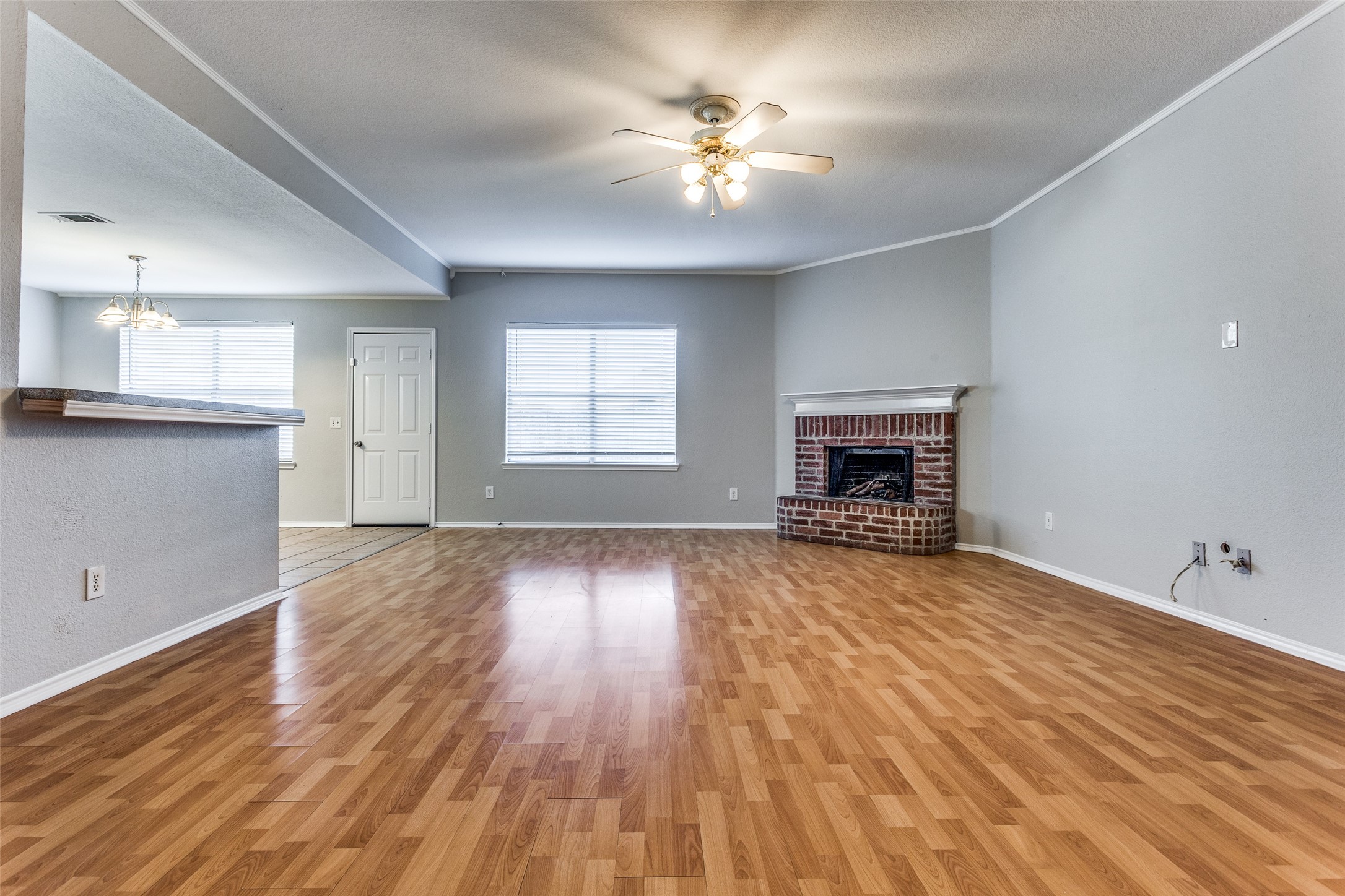 1305 Taos Lane