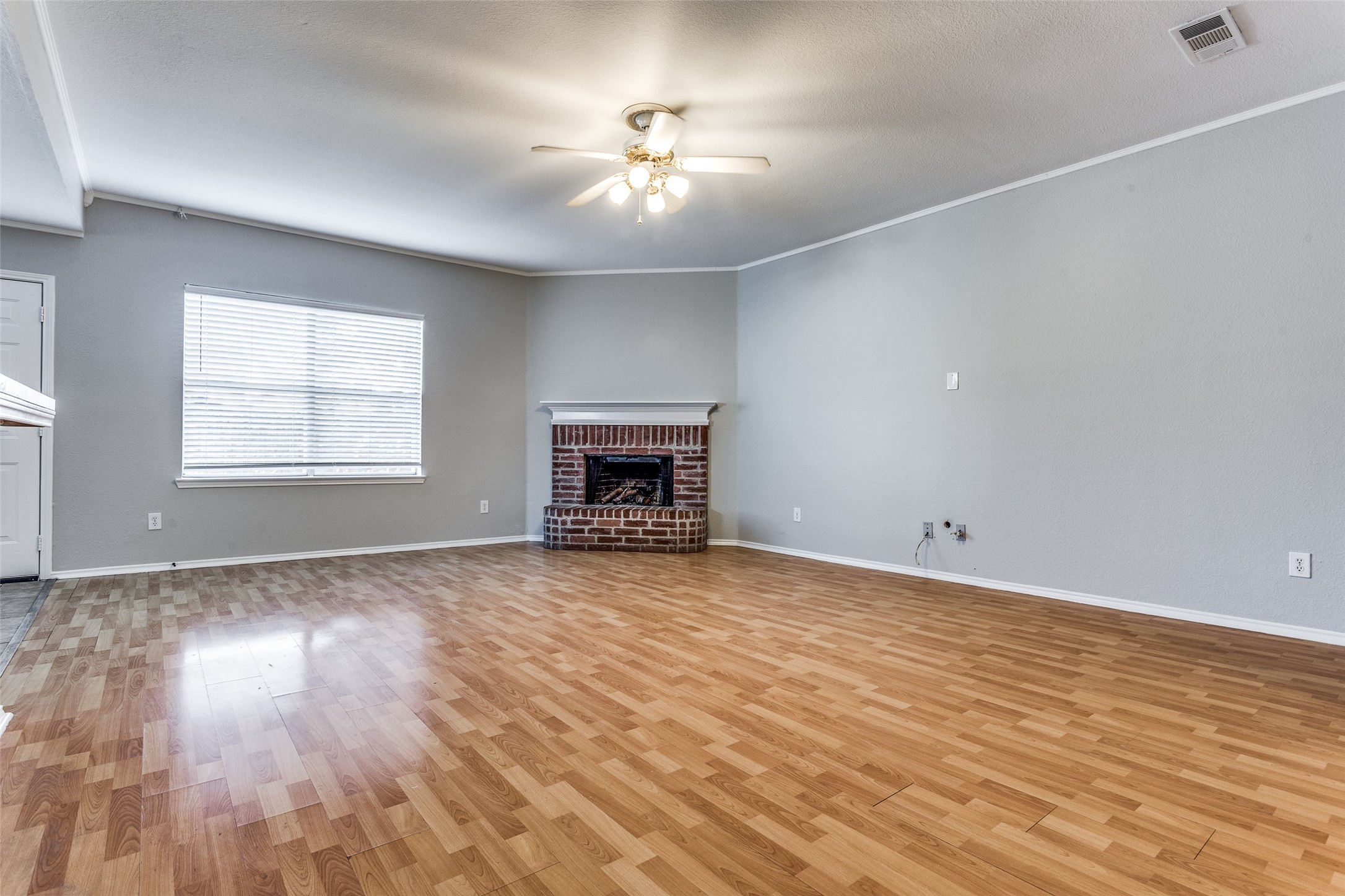 1305 Taos Lane