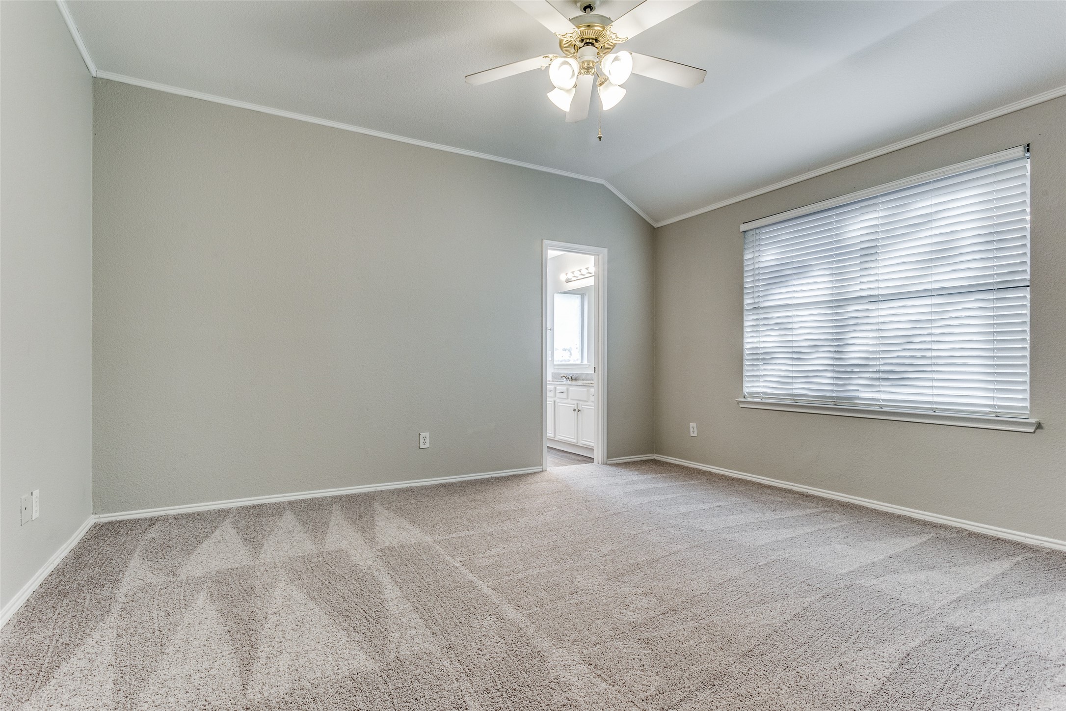 1305 Taos Lane