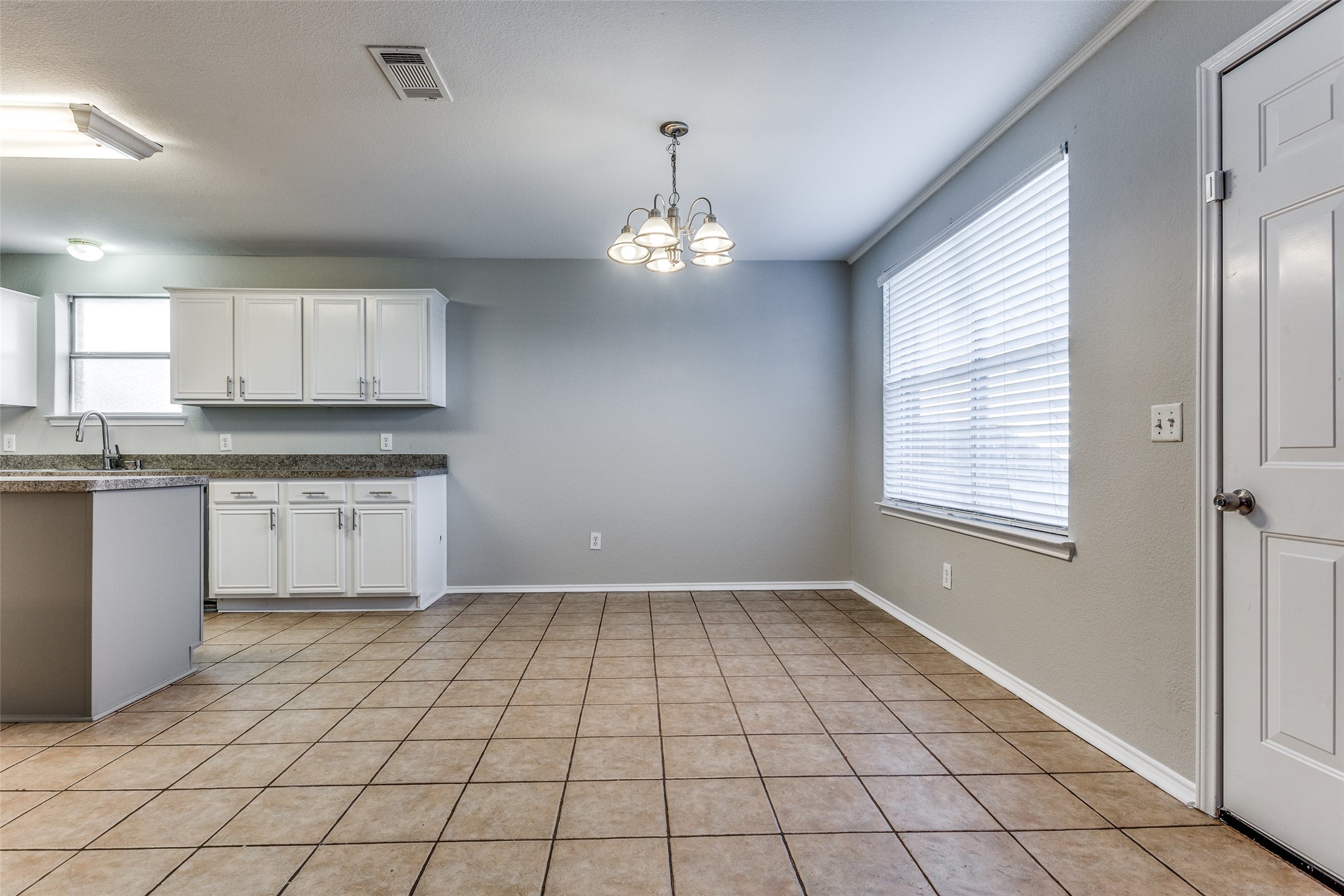 1305 Taos Lane