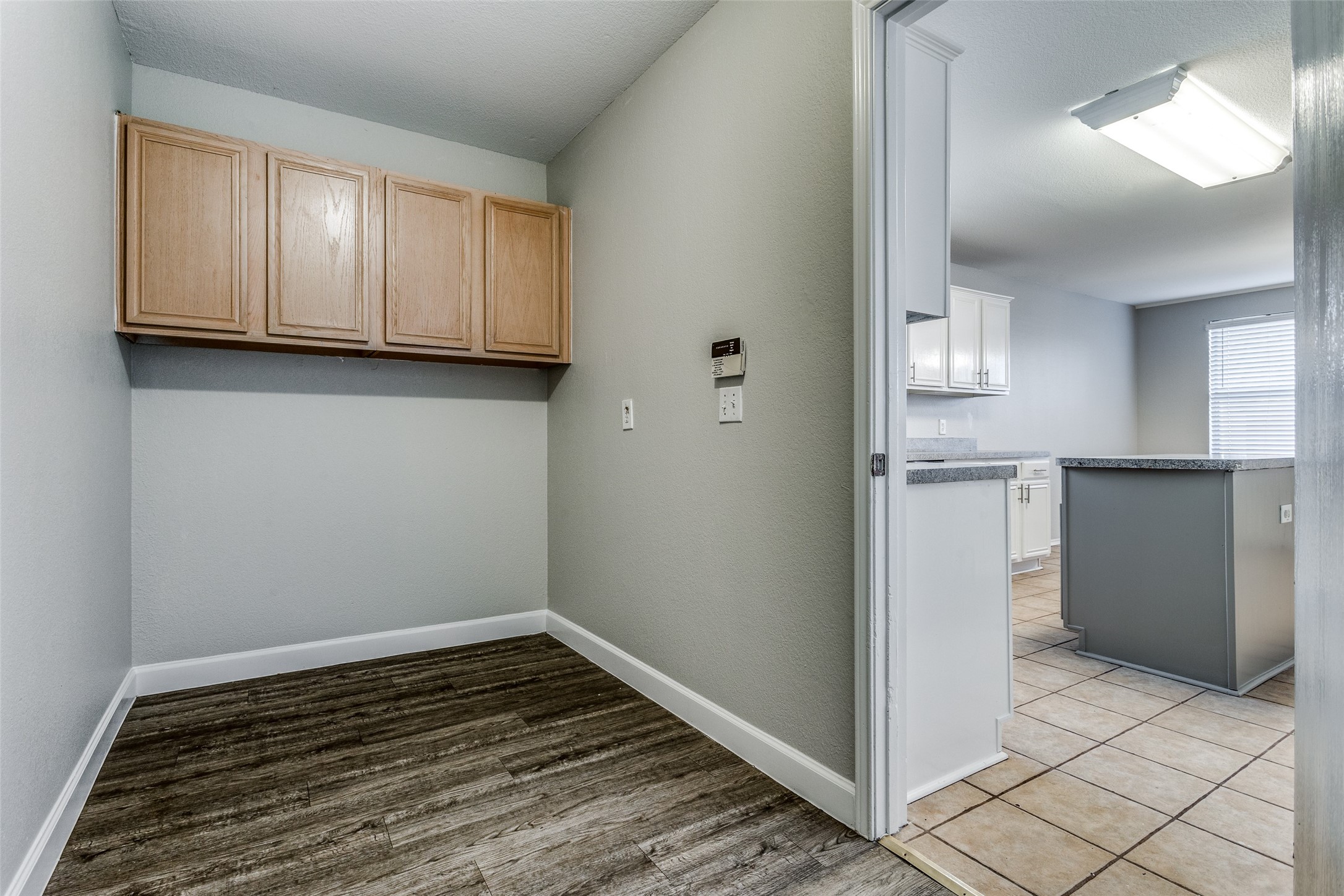 1305 Taos Lane
