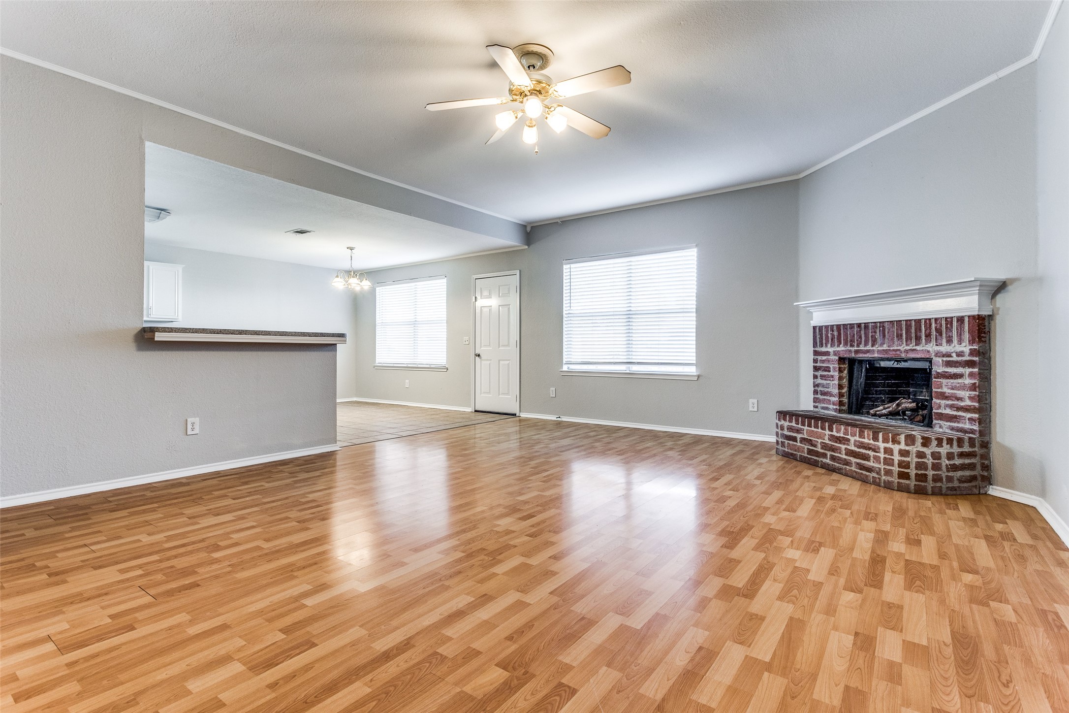 1305 Taos Lane