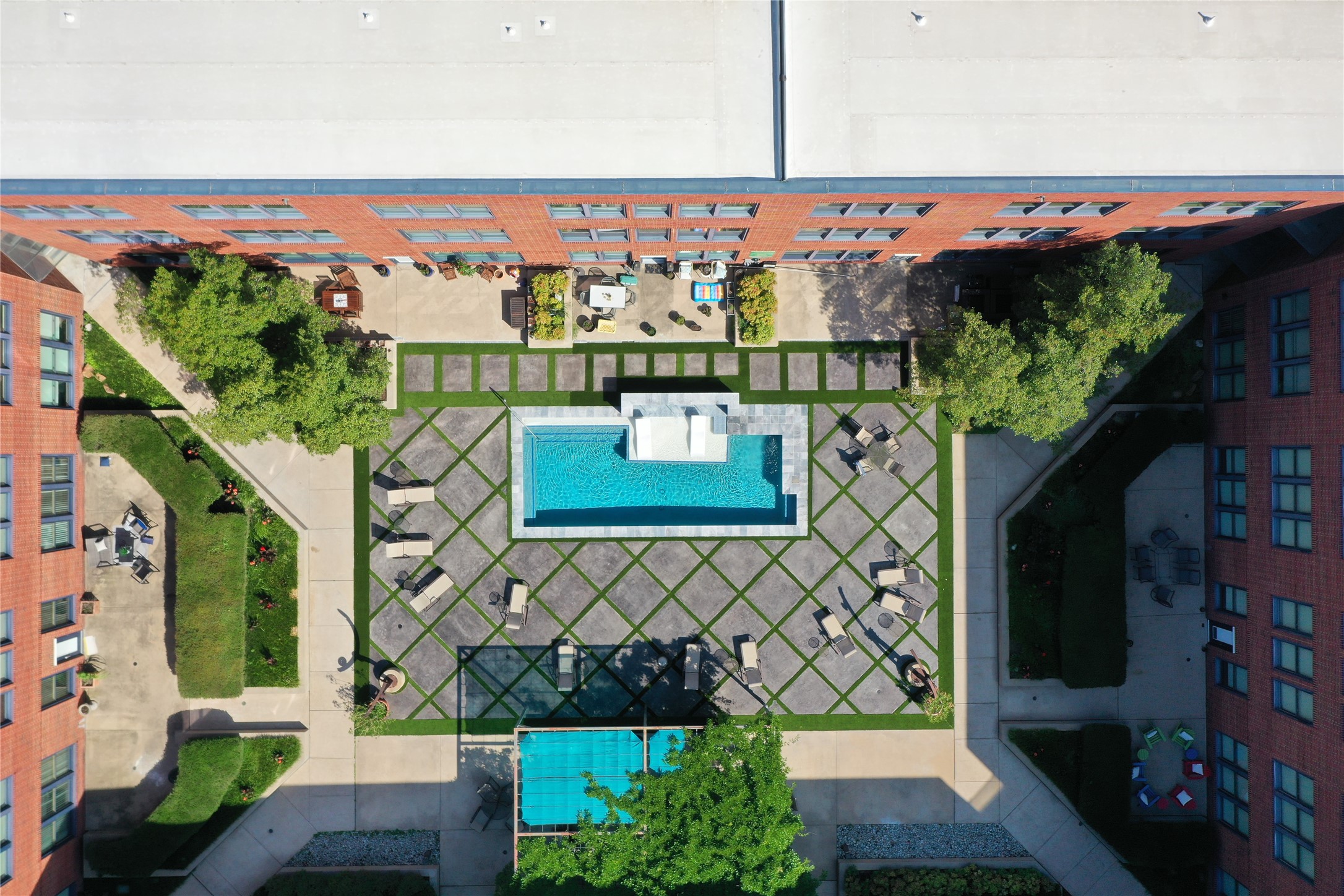 2502 Live Oak Street 109